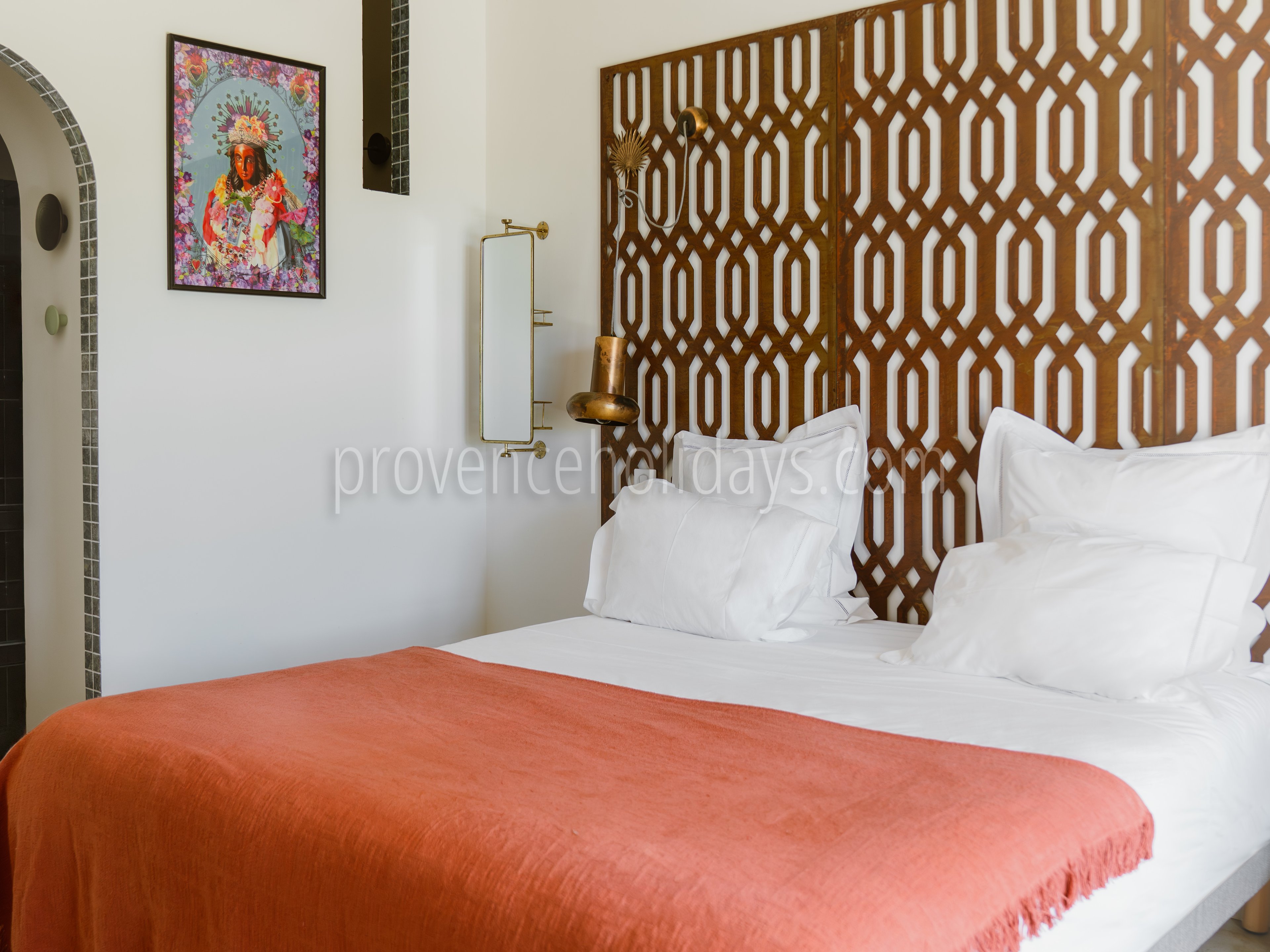 20 - Le Mas Sainte Marie: Villa: Bedroom