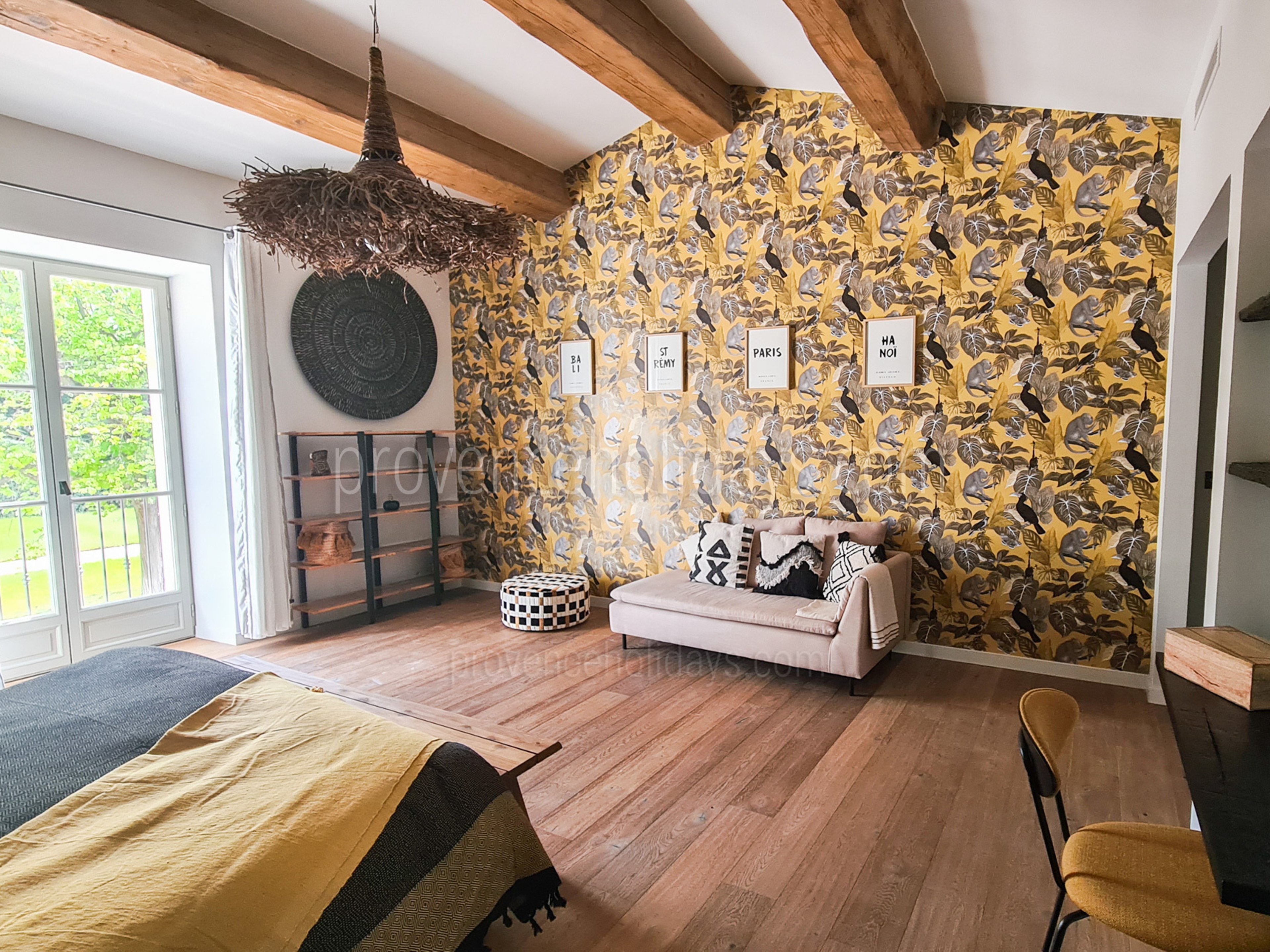 63 - Mas Van Gogh: Villa: Bedroom