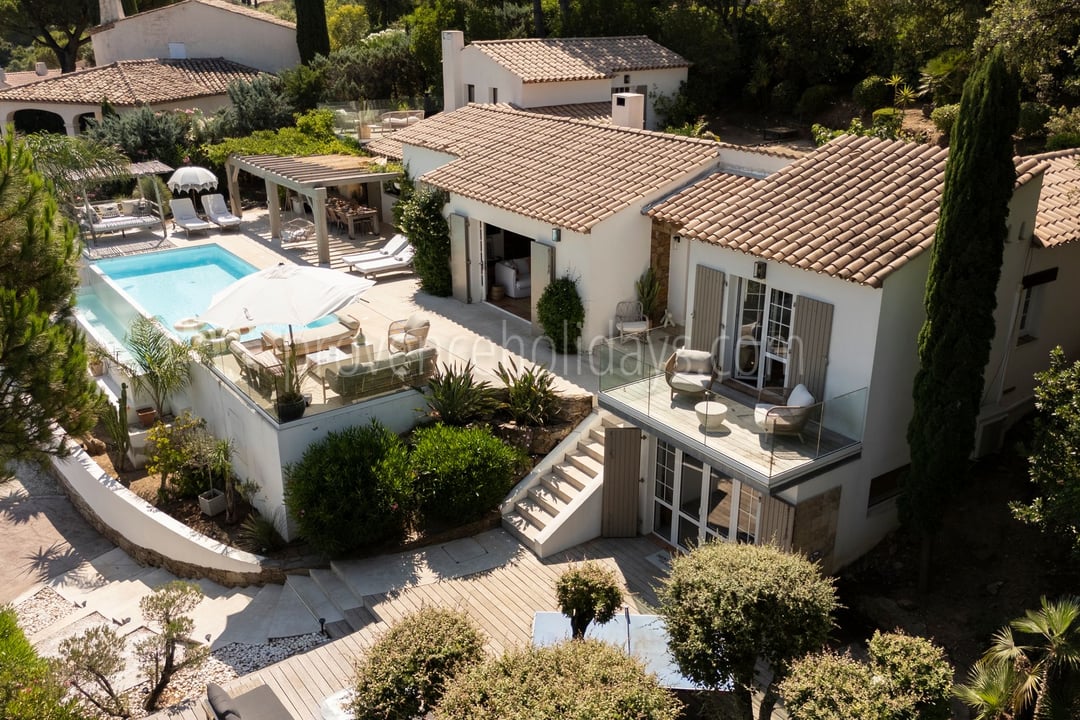34 - La Villa Bohème: Villa: Exterior