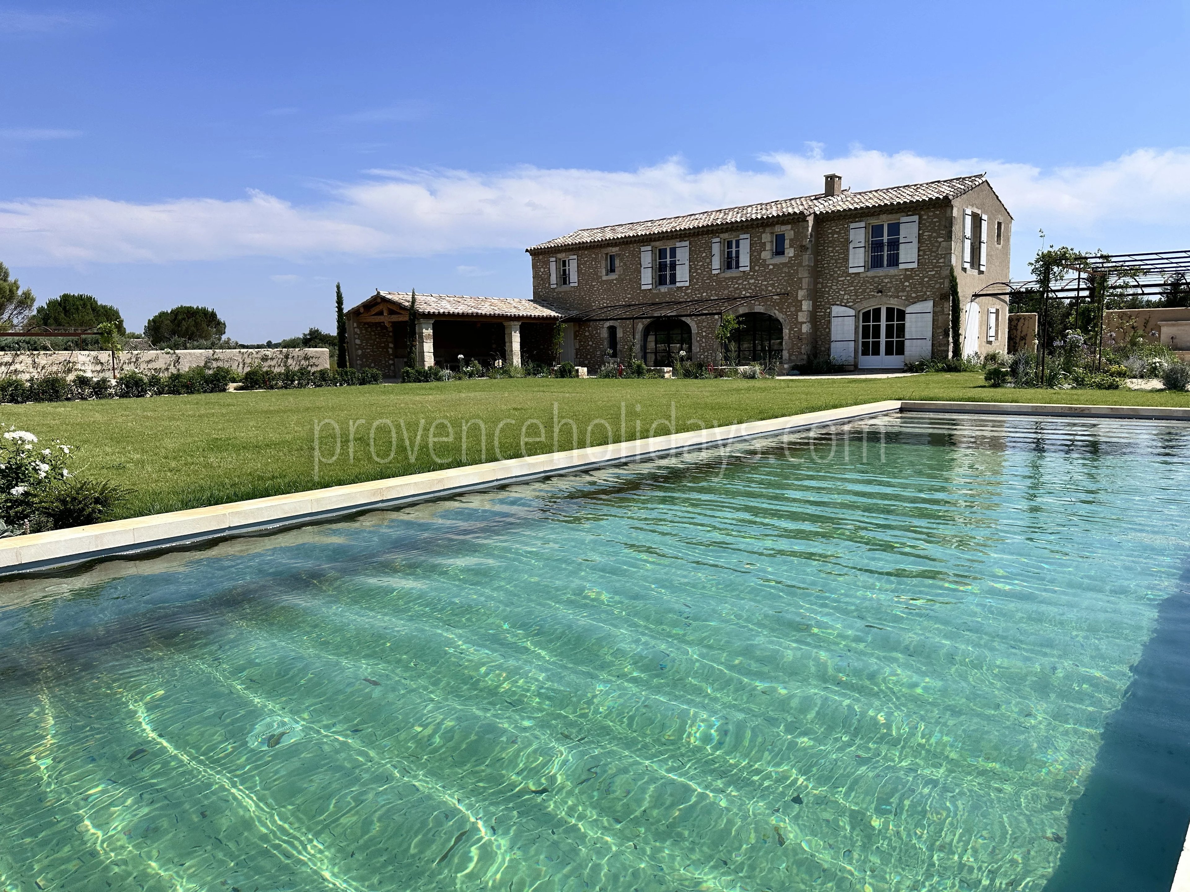 25 - Provençal mas in Eygalières: Villa: Pool