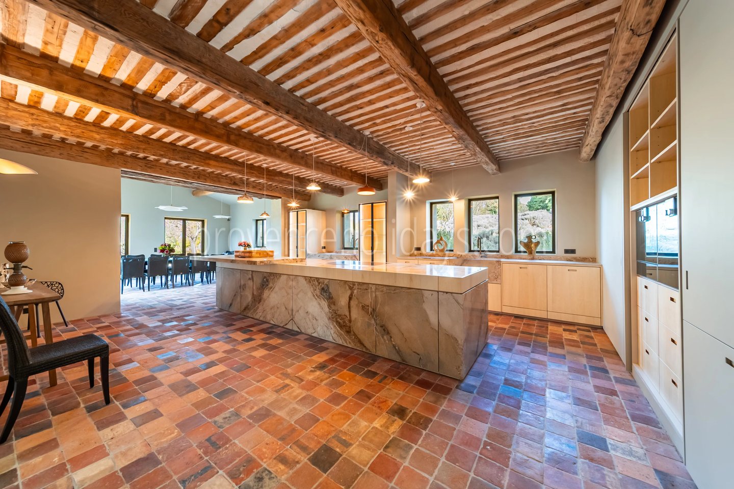 12 - Provençal residence in Bonnieux: Villa: Interior