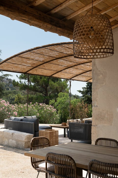 10 - Mas de Provence: Villa: Exterior