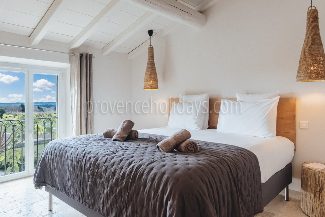 56 - Mas Calisson: Villa: Bedroom