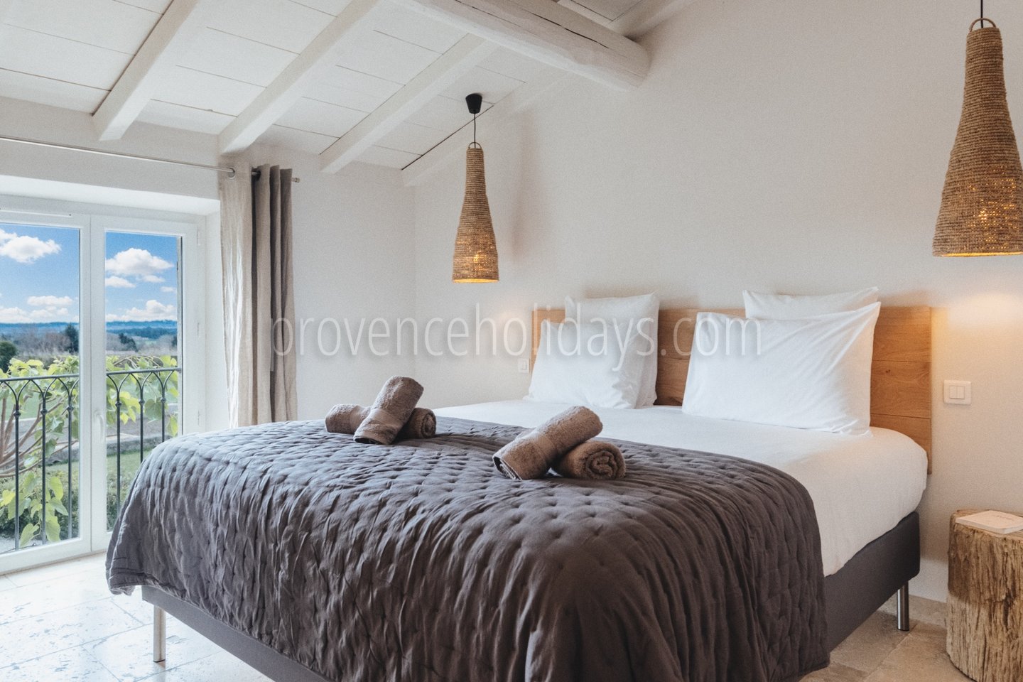 56 - Mas Calisson: Villa: Bedroom