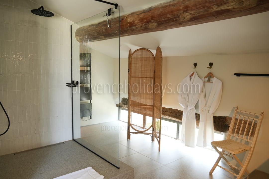 47 - Domaine du Grand Chêne: Villa: Bedroom