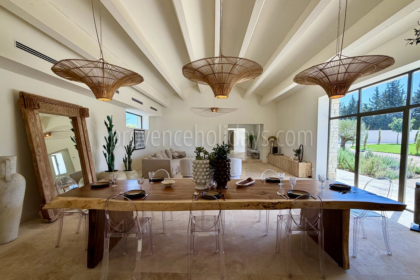 2 - Contemporary house in L\'Isle-sur-la-Sorgue: Villa: Interior