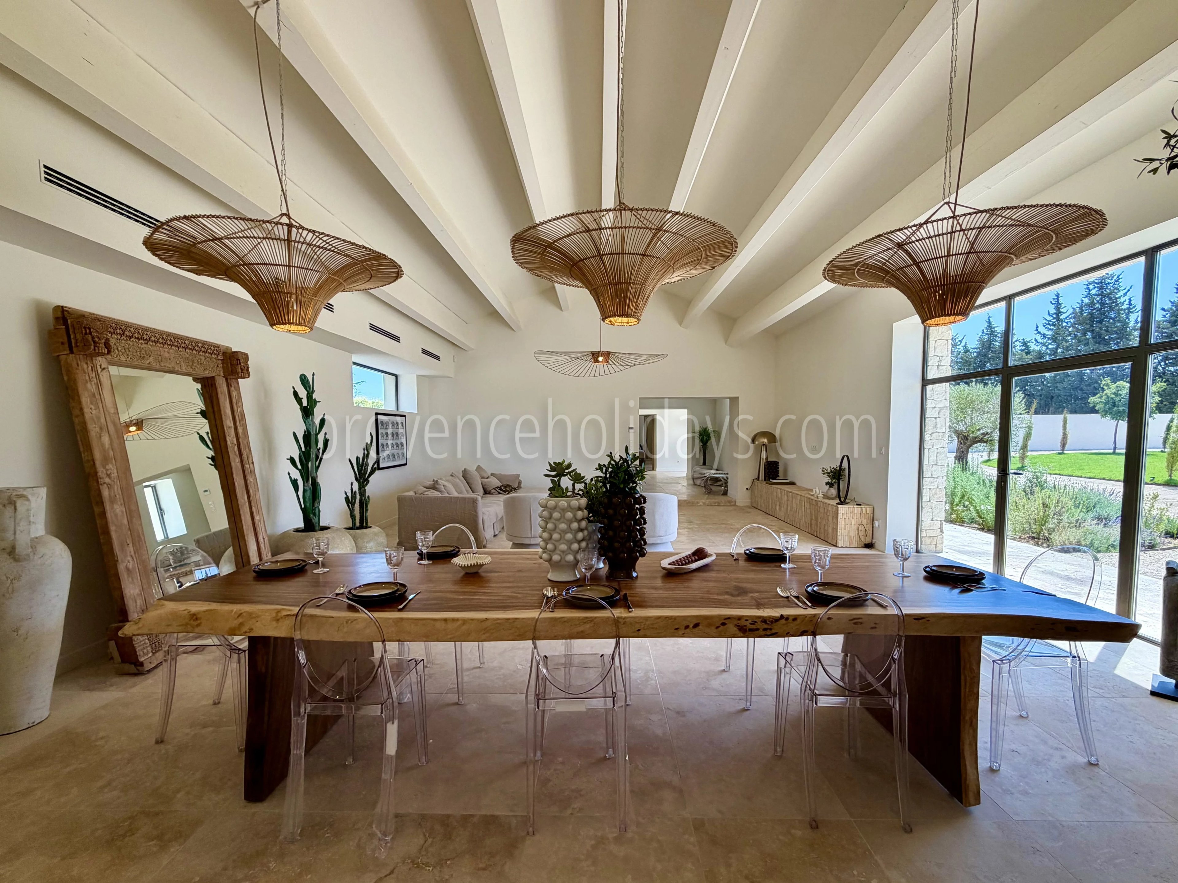 2 - Contemporary house in L\'Isle-sur-la-Sorgue: Villa: Interior