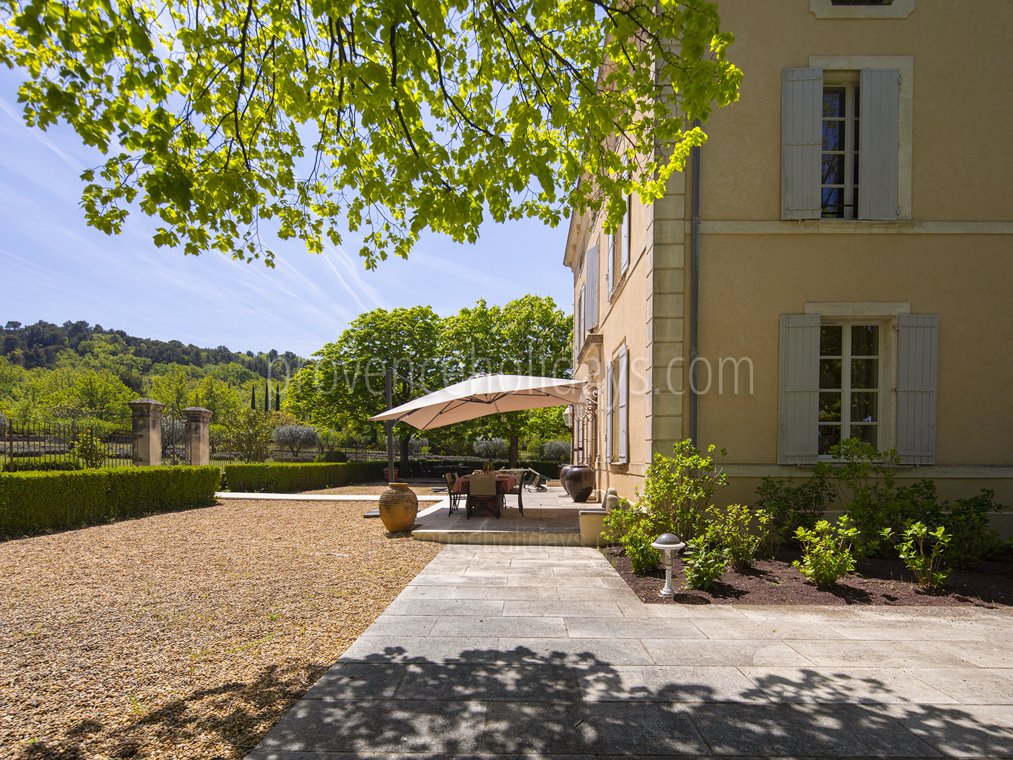 1 - Bastide Lacoste: Villa: Exterior