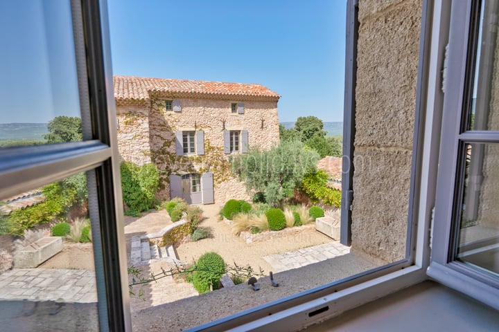 41 - Domaine de la Sainte Victoire: Villa: Exterior