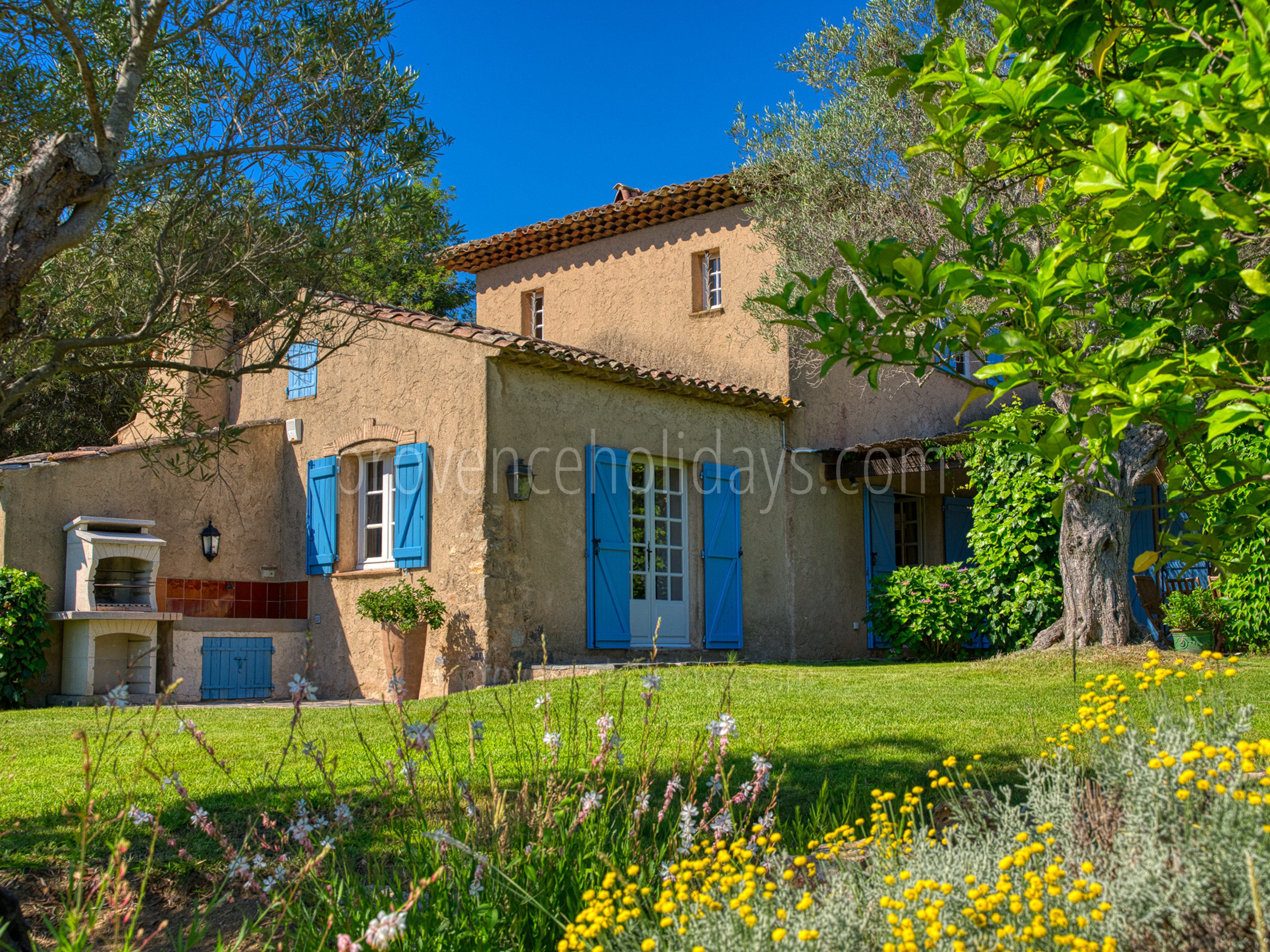 9 - Azur Horizon: Villa: Exterior