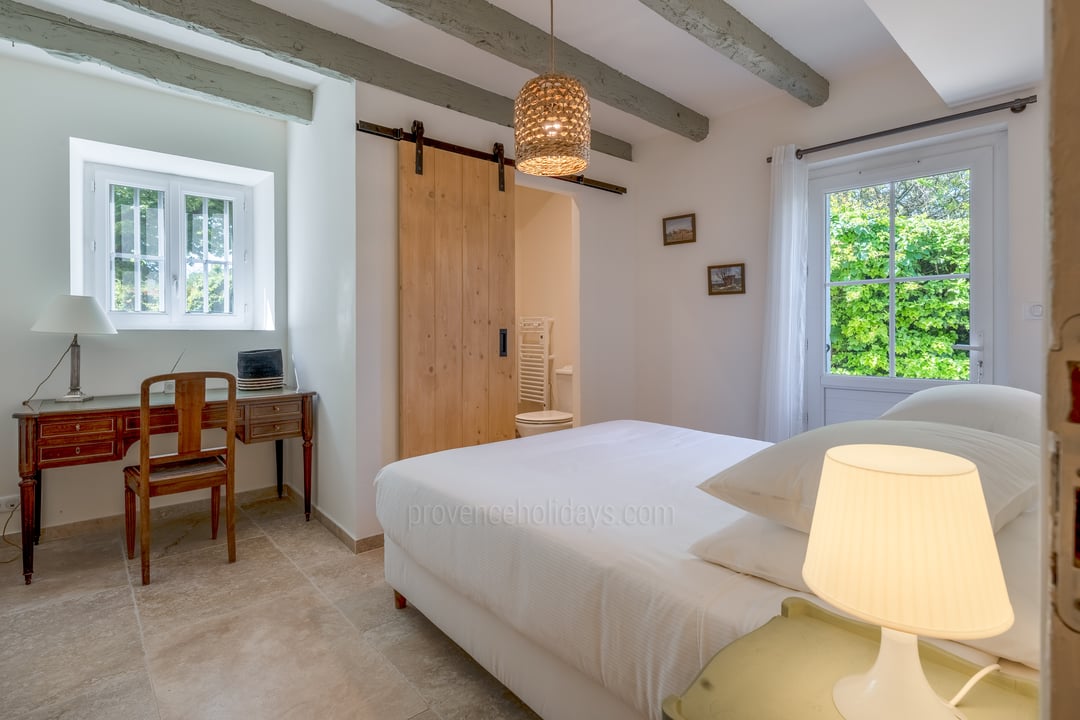 27 - Maison du Grès: Villa: Bedroom
