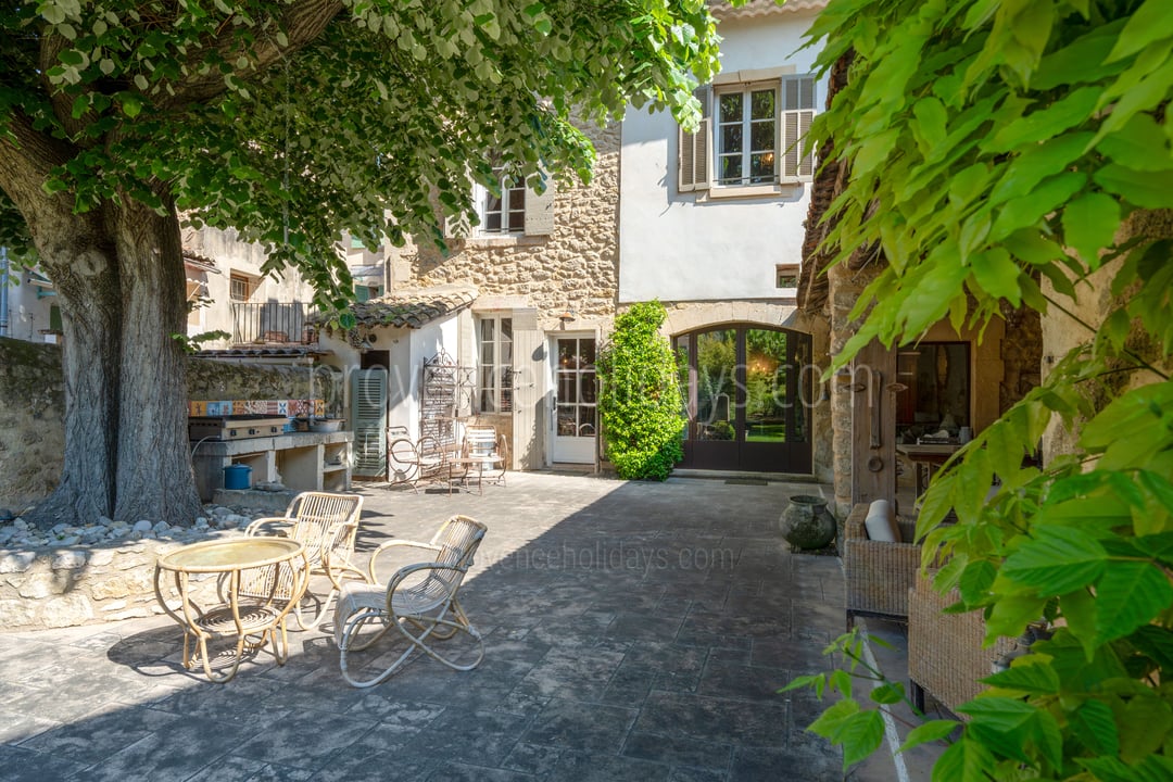 30 - Mas du Cours: Villa: Exterior