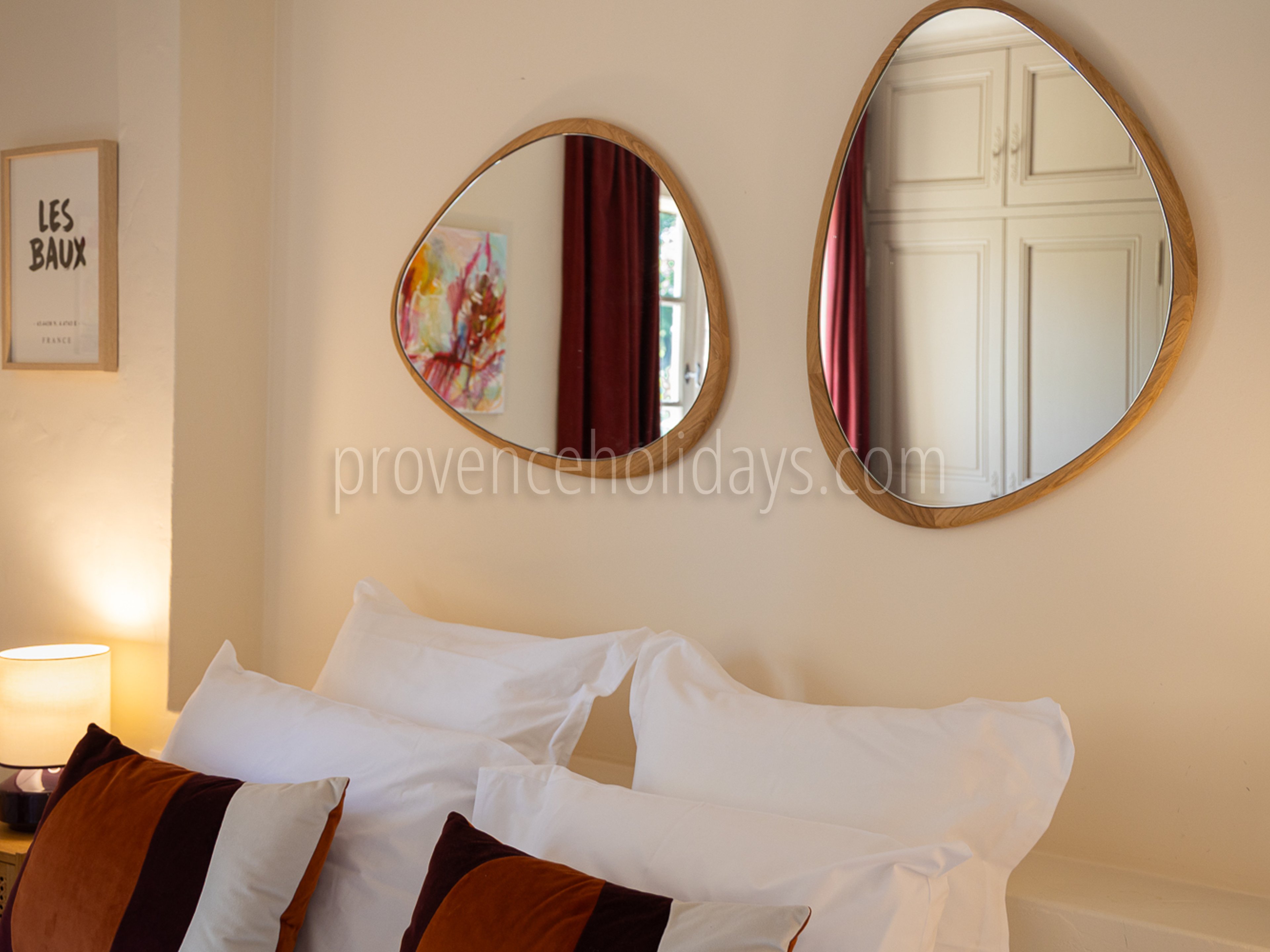 18 - Le Mas des Magnans: Villa: Interior