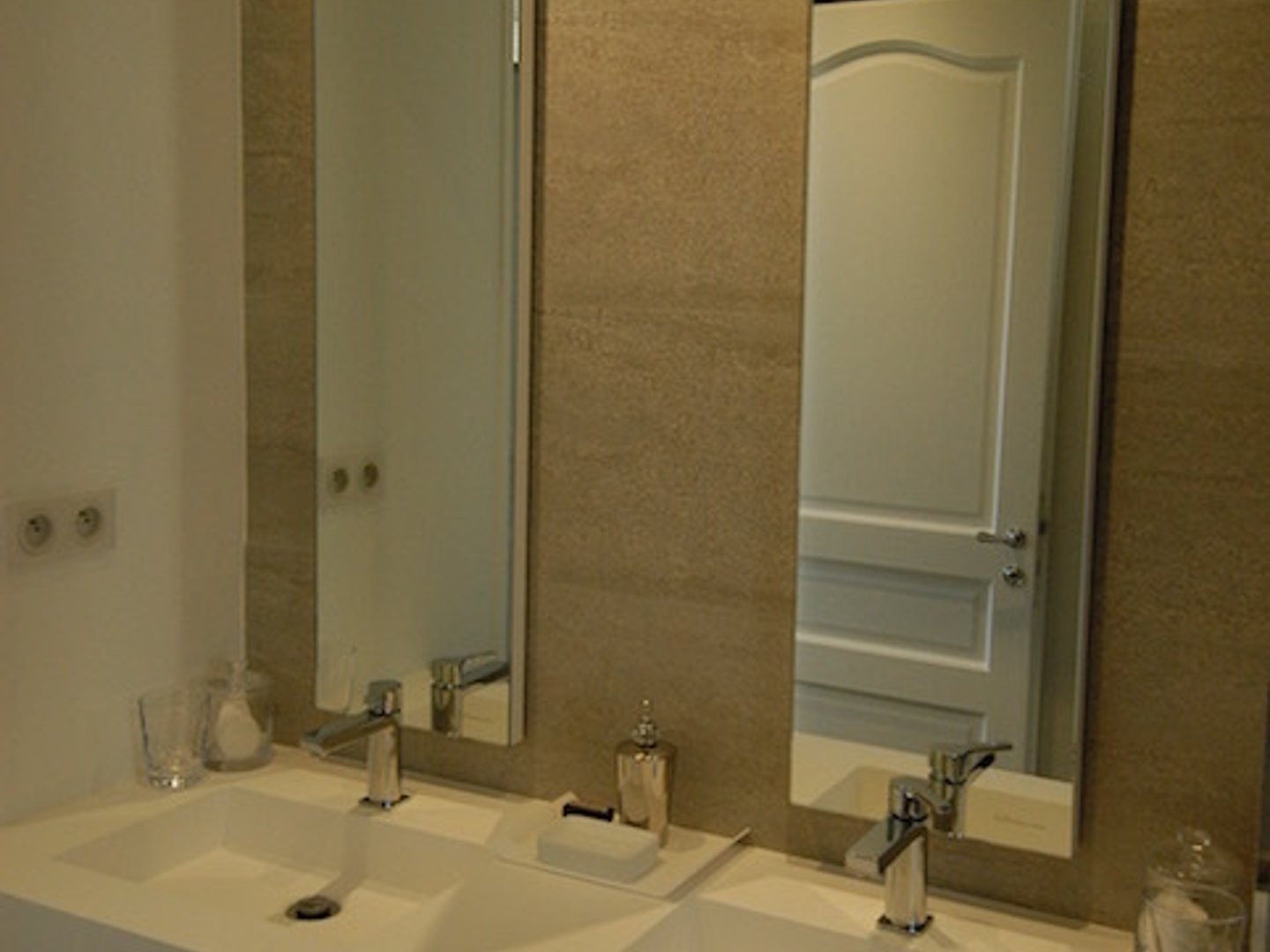 45 - Villa des Pins: Villa: Bathroom