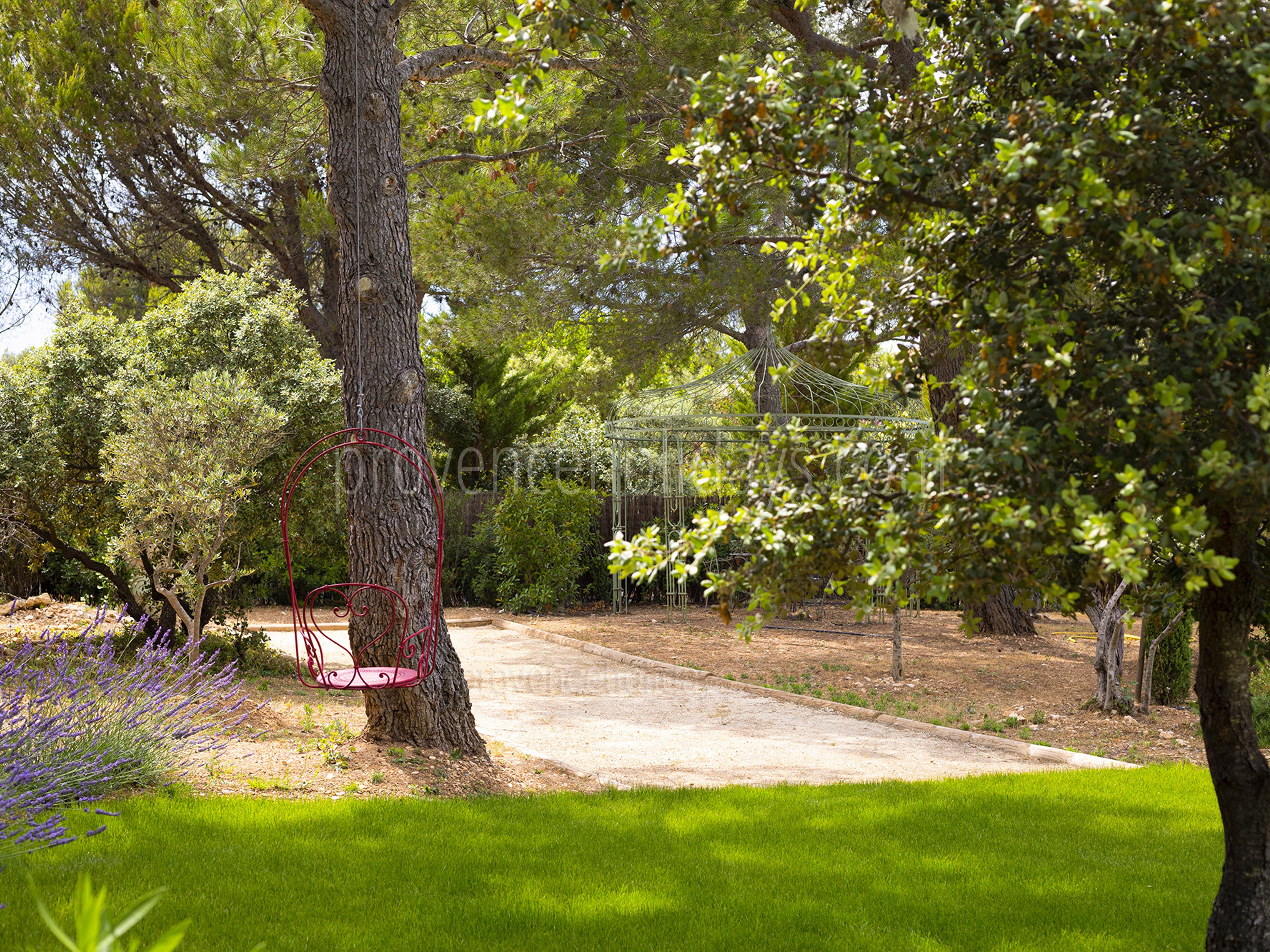 4 - Le Mas de la Cabro: Villa: Exterior