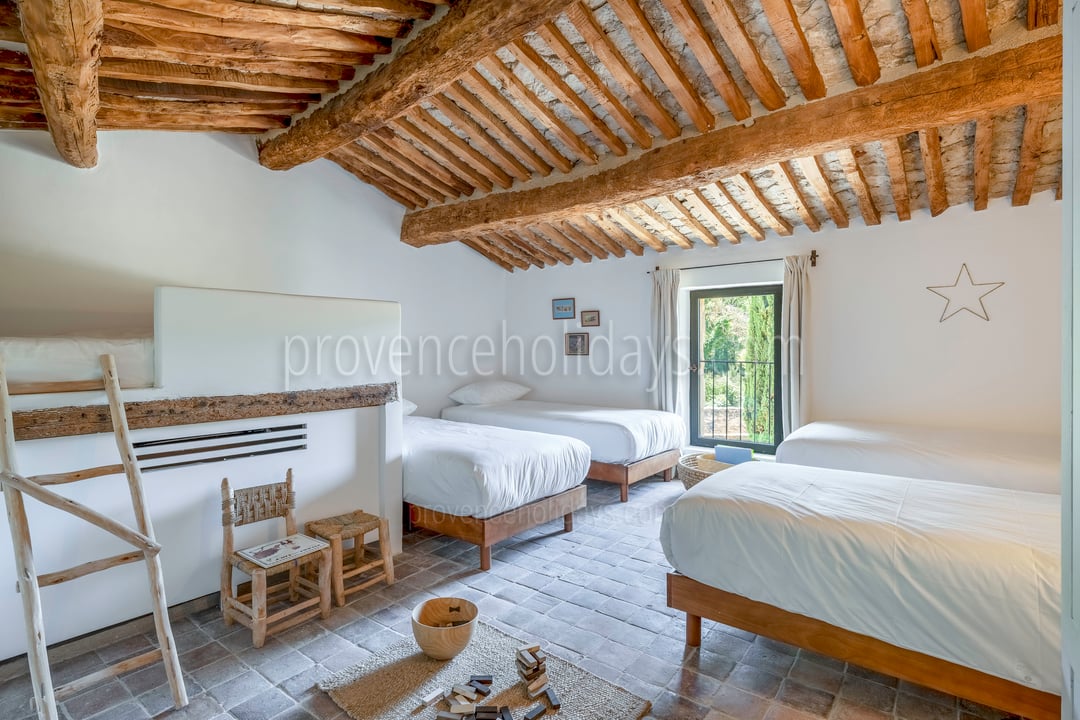 32 - Le Vallon Secret: Villa: Bedroom