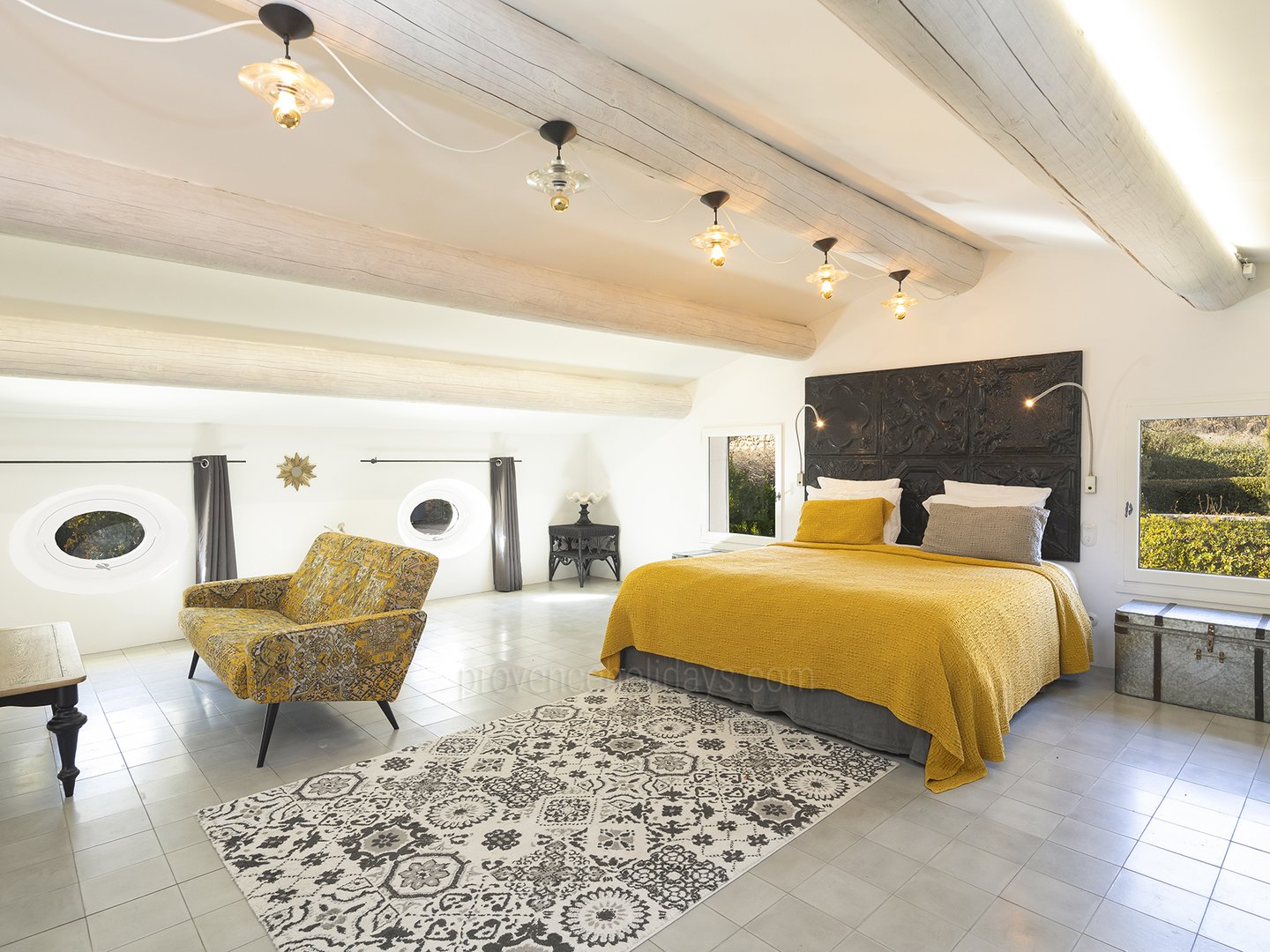 23 - Bastide de Goult: Villa: Interior