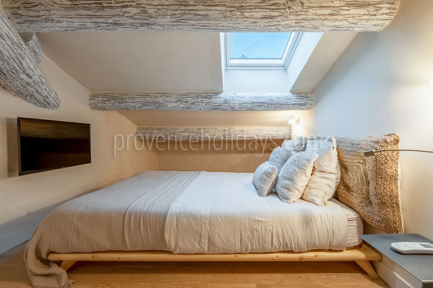 20 - Domaine des Lys: Villa: Bedroom