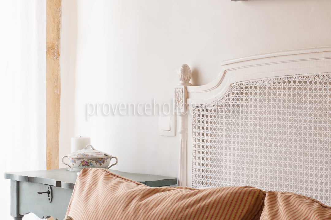52 - Mas Pont-du-Gard: Villa: Bedroom