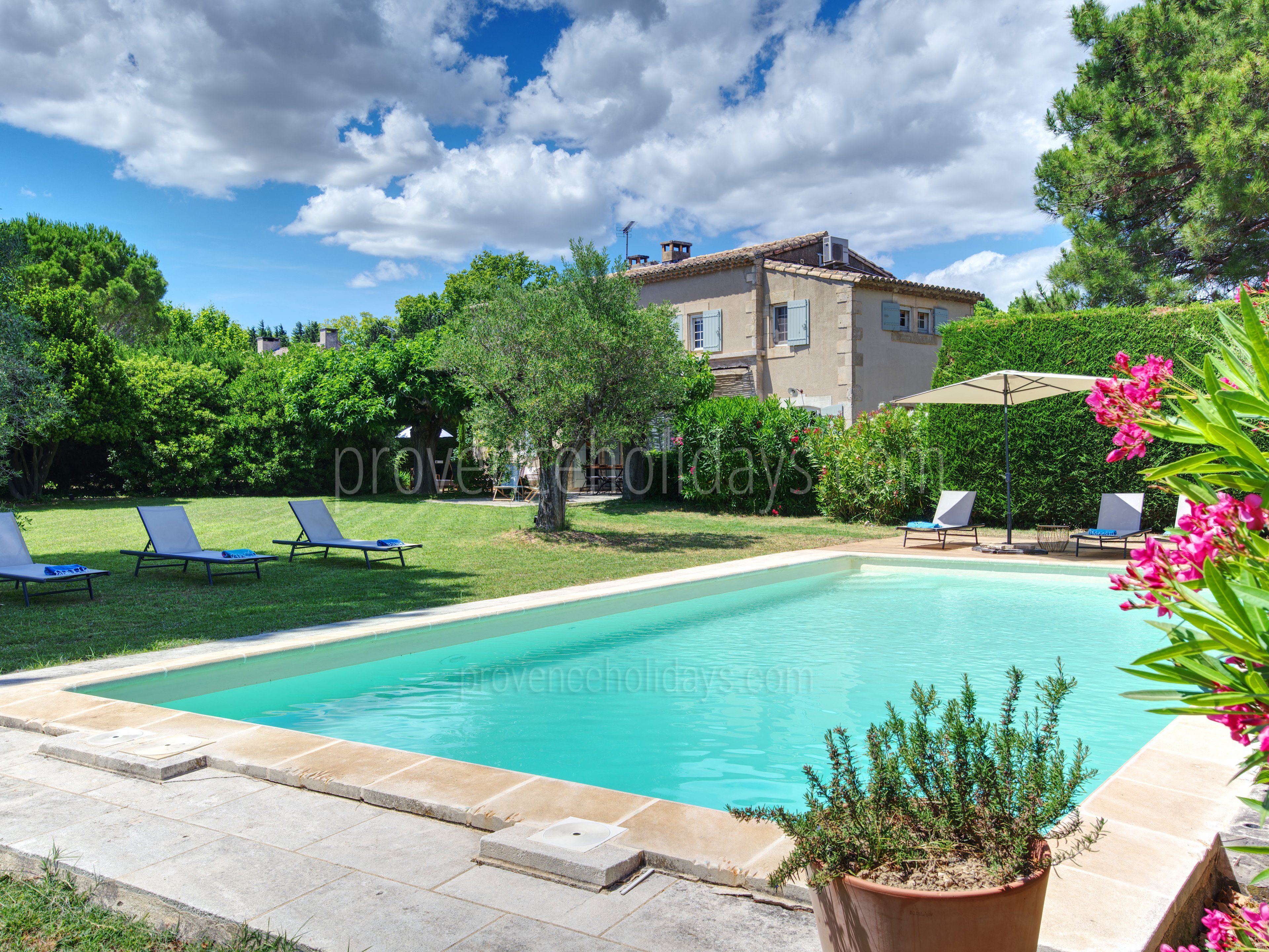 7 - Le Dolmen du Midi: Villa: Pool