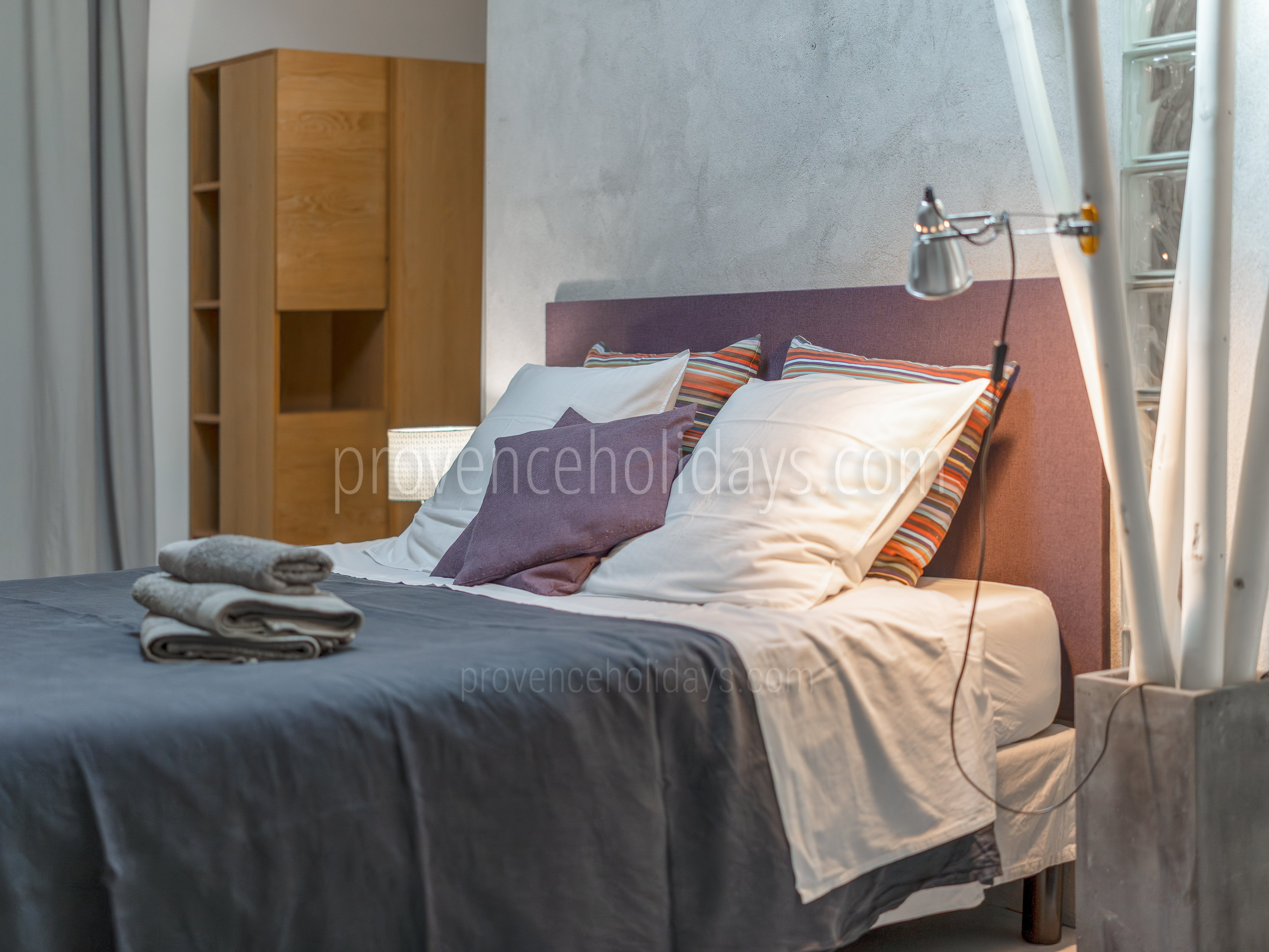 39 - Maison Sarrians: Villa: Bedroom