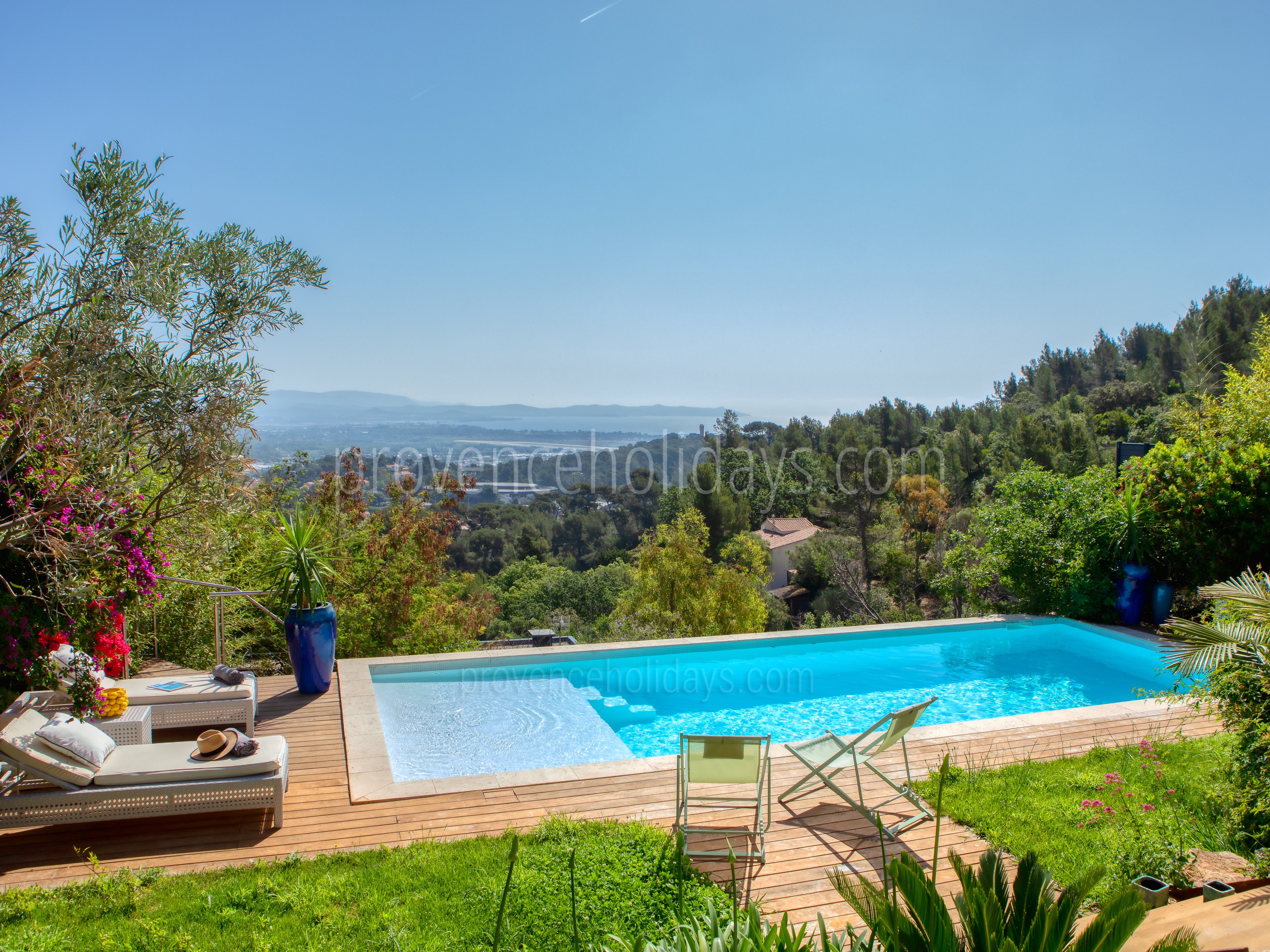 15 - Villa Costebelle: Villa: Pool