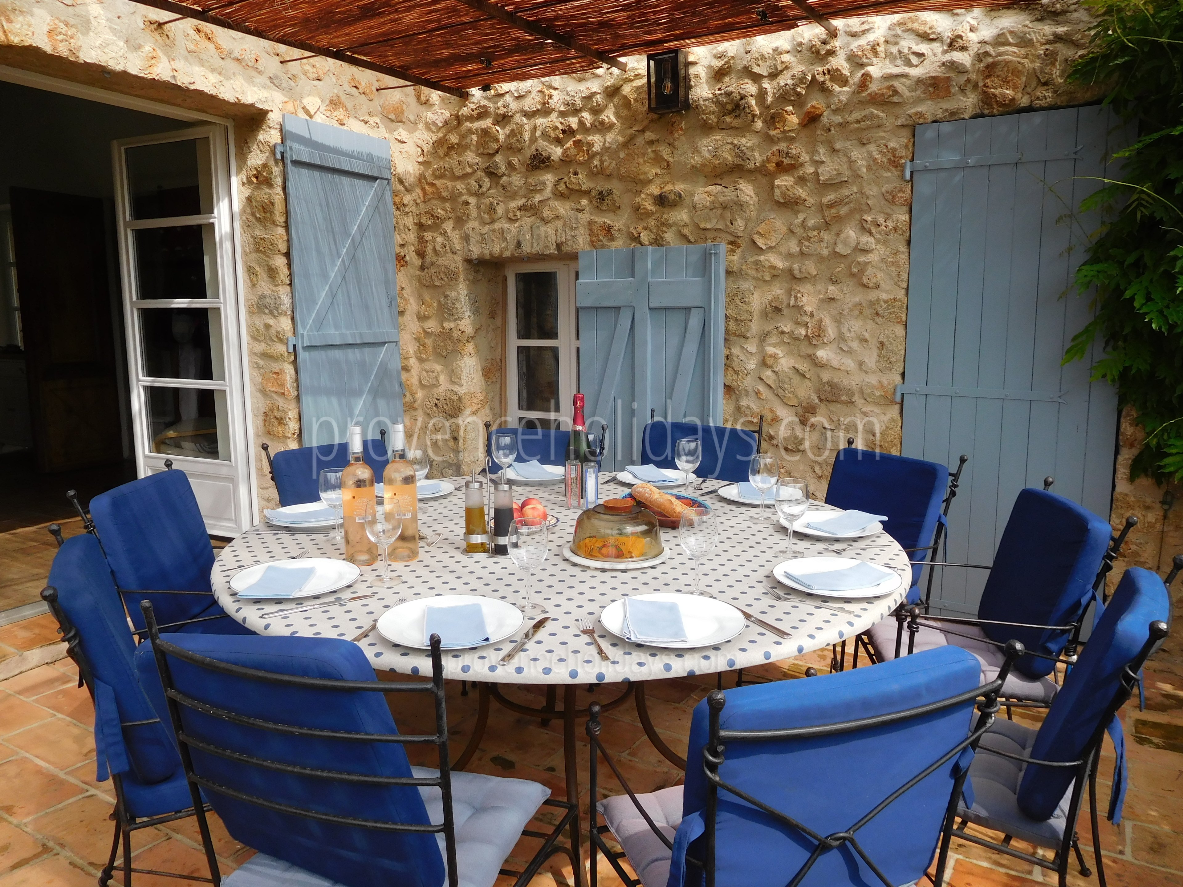27 - Mas Lorgues: Villa: Exterior