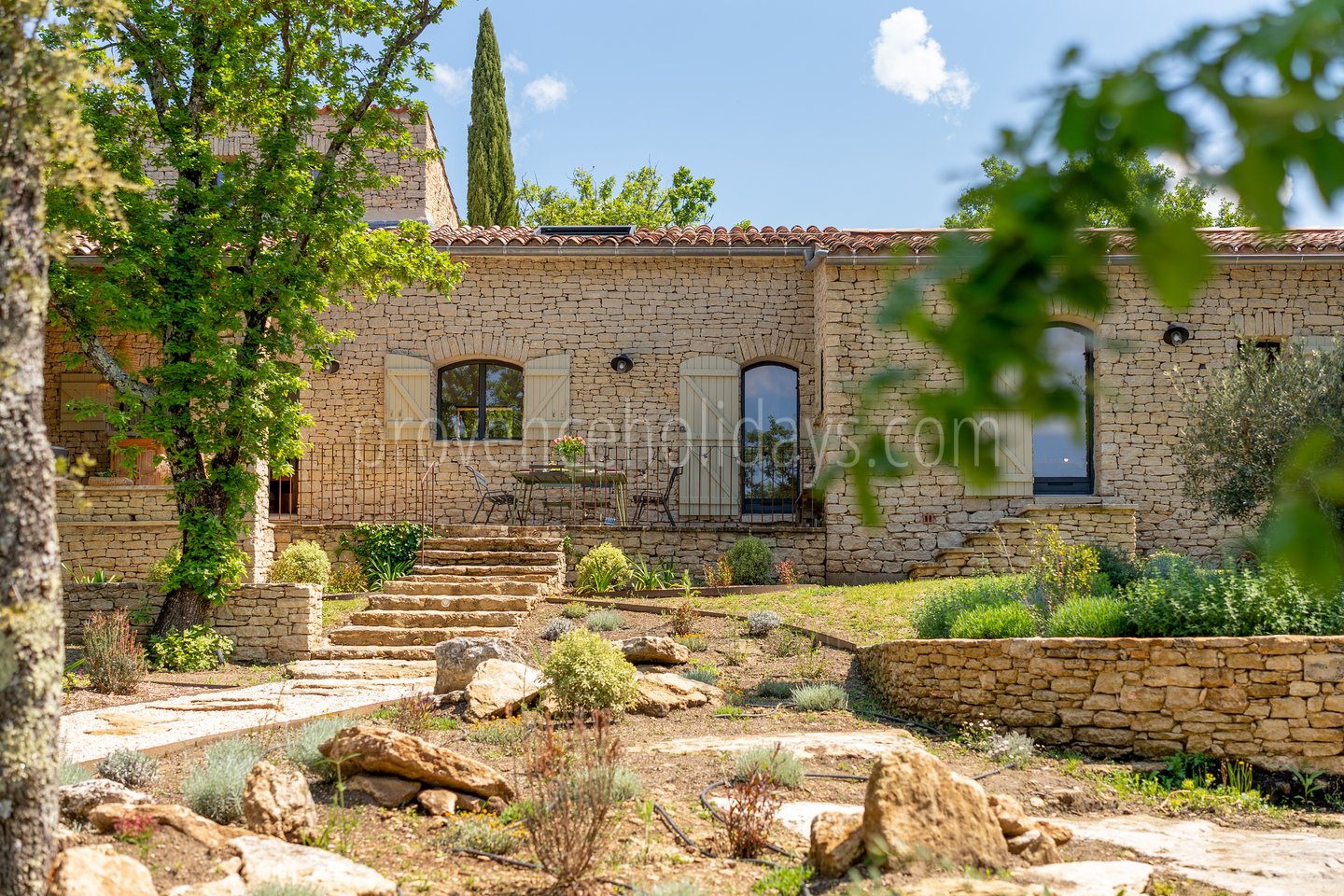48 - Mas des Chênes Blancs: Villa: Exterior