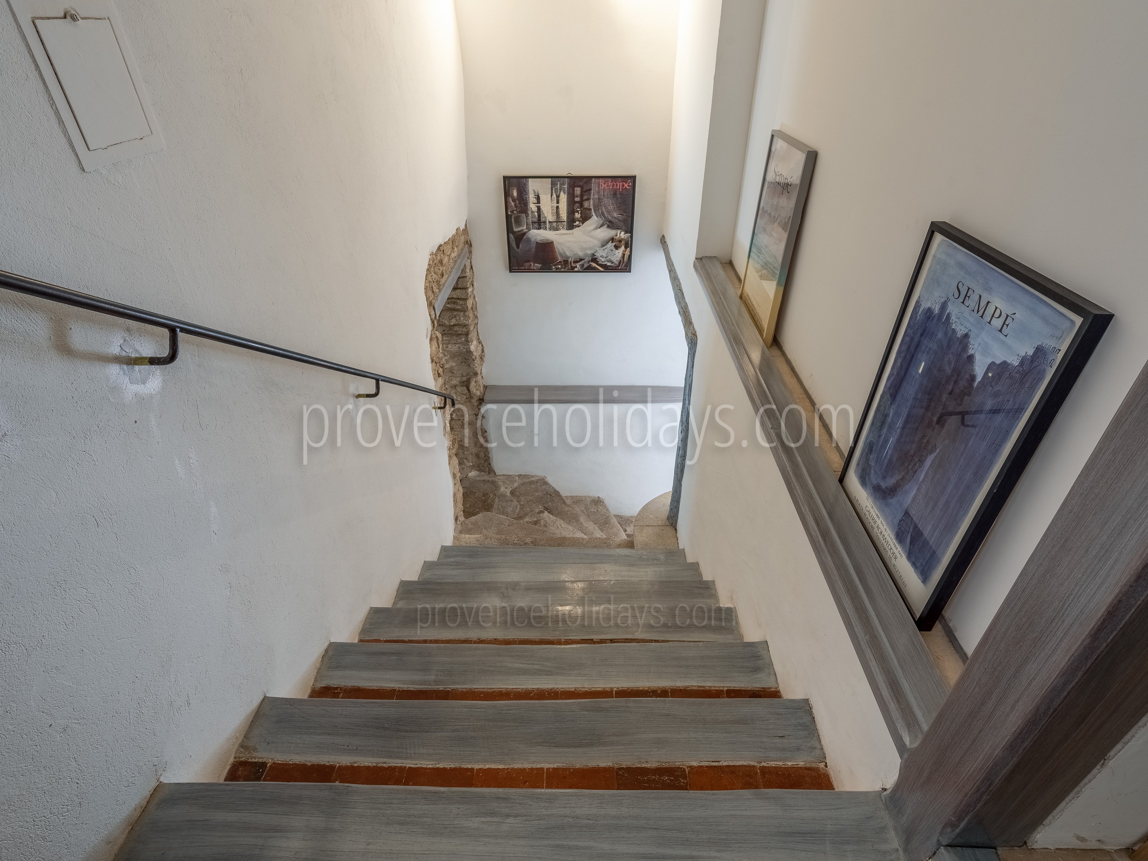 25 - Mas des Aires: Villa: Interior