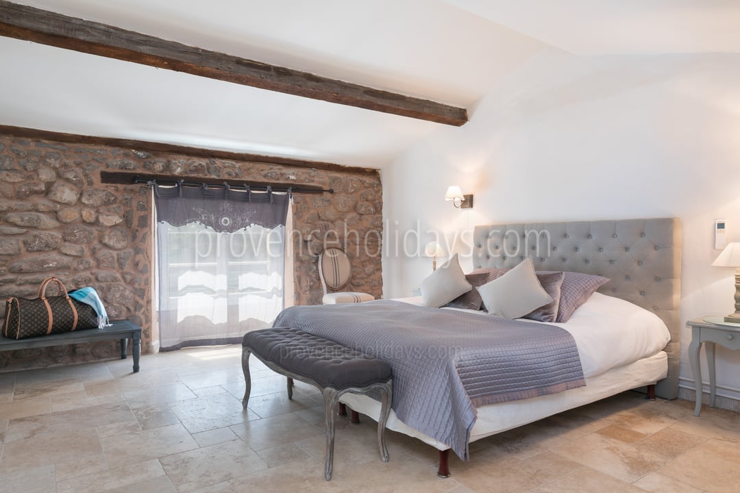 18 - Bastide du Var: Villa: Bedroom