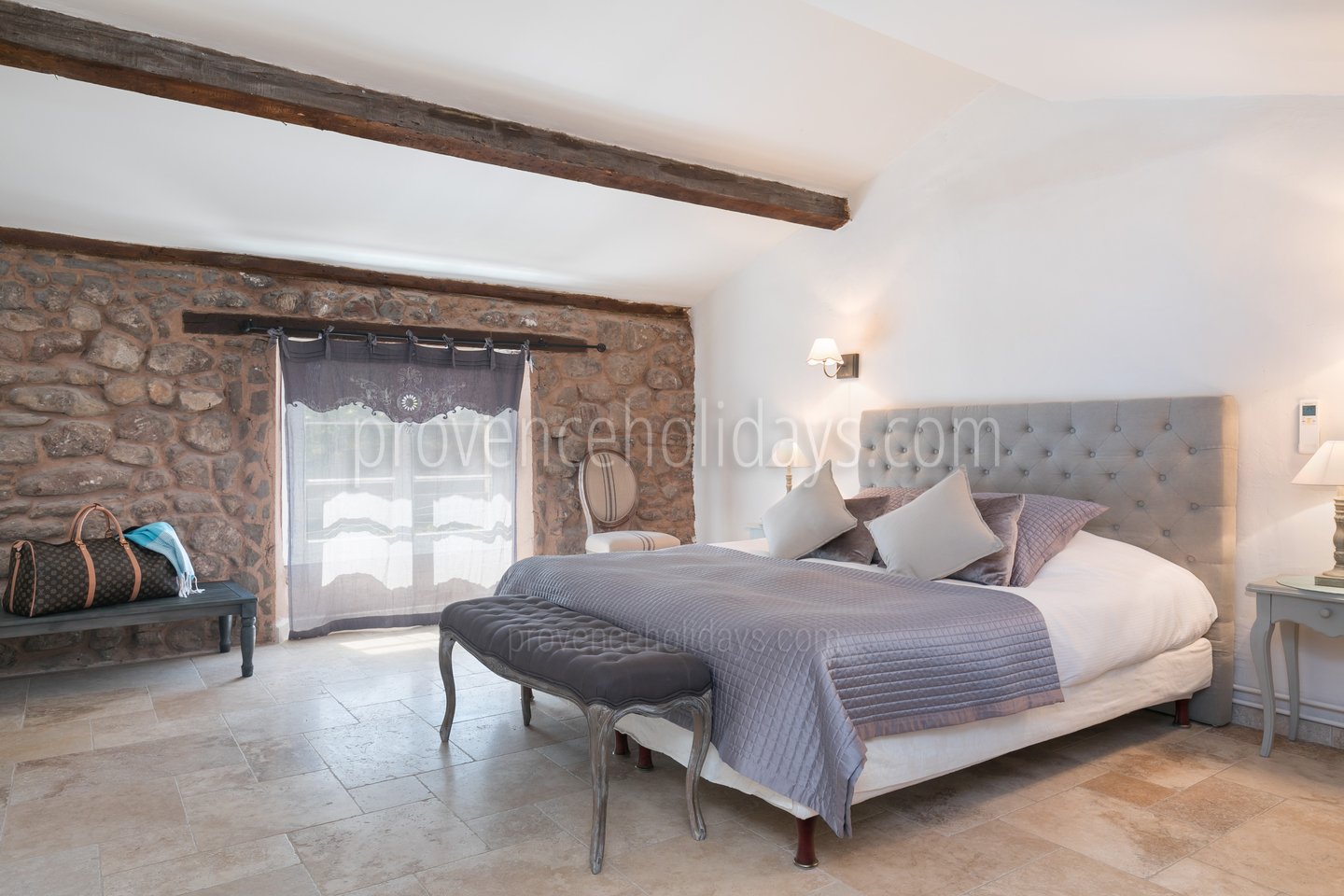 18 - Bastide du Var: Villa: Bedroom