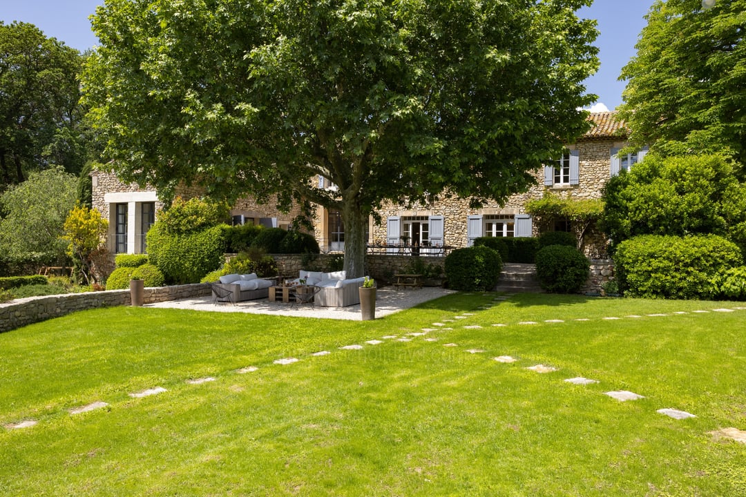 59 - Bastide de Goult: Villa: Exterior