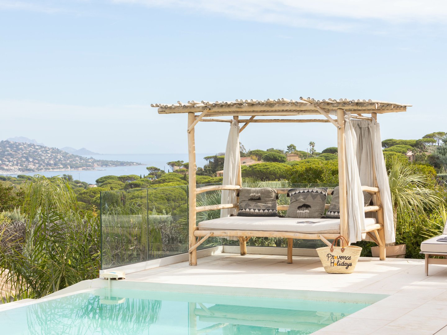4 - La Villa Bohème: Villa: Pool