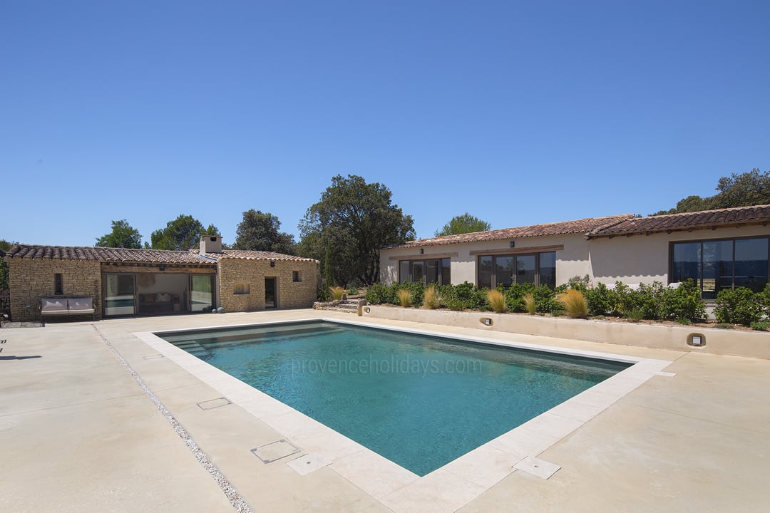 22 - Escapade en Luberon: Villa: Pool