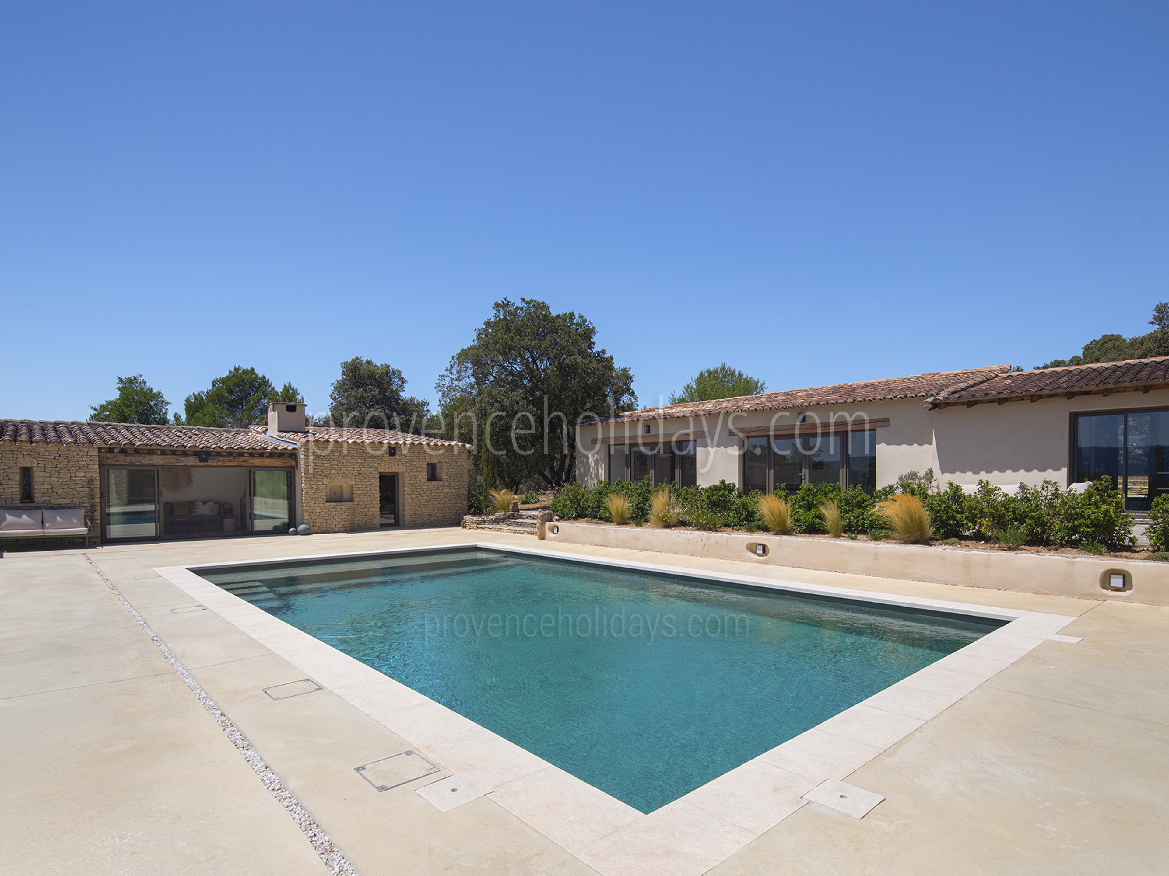22 - Escapade en Luberon: Villa: Pool