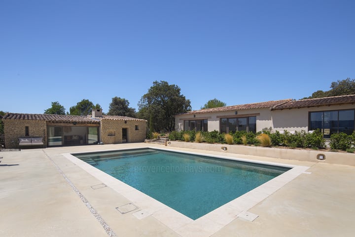 22 - Escapade en Luberon: Villa: Pool