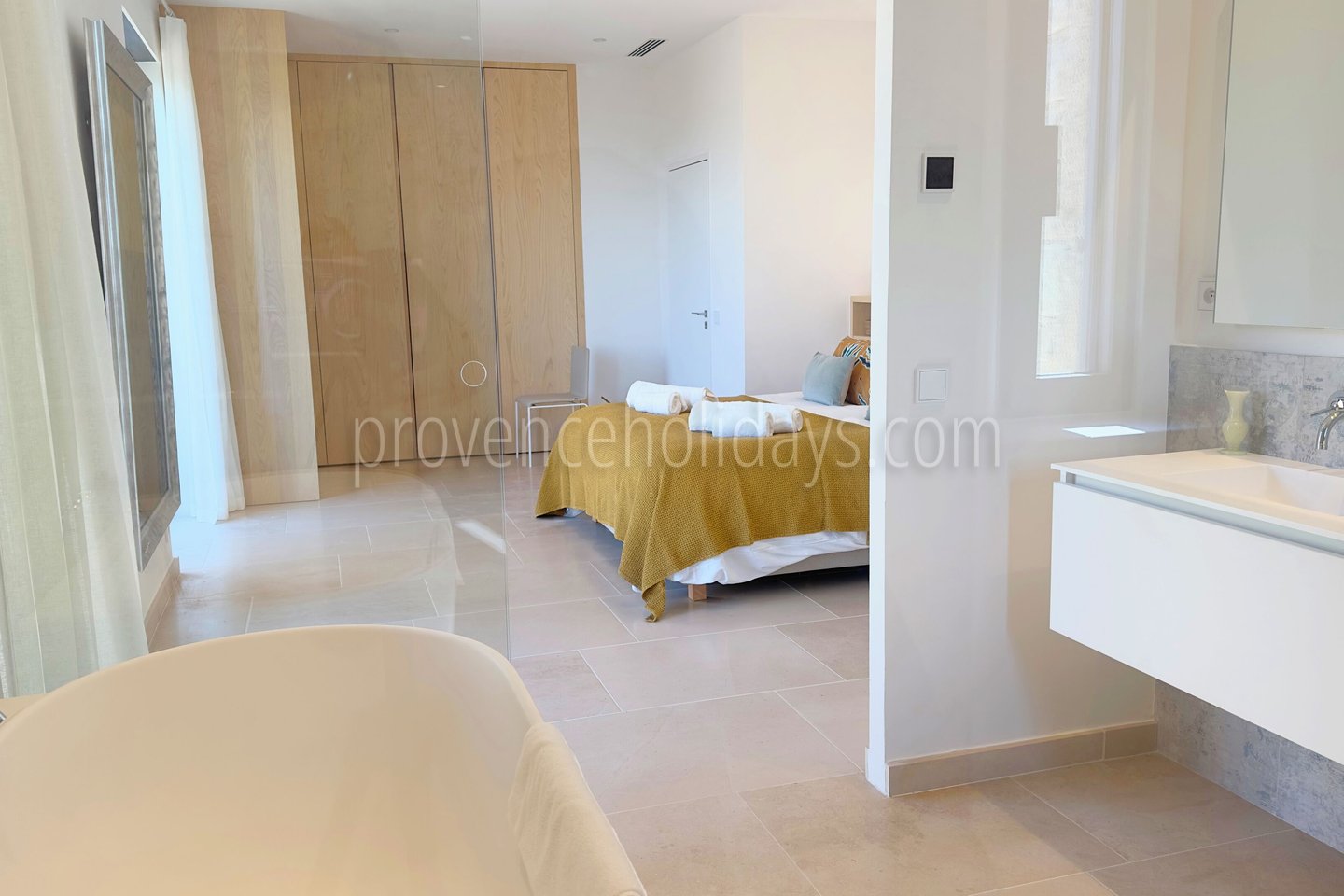 24 - Altavista-domein: Villa: Bedroom 1