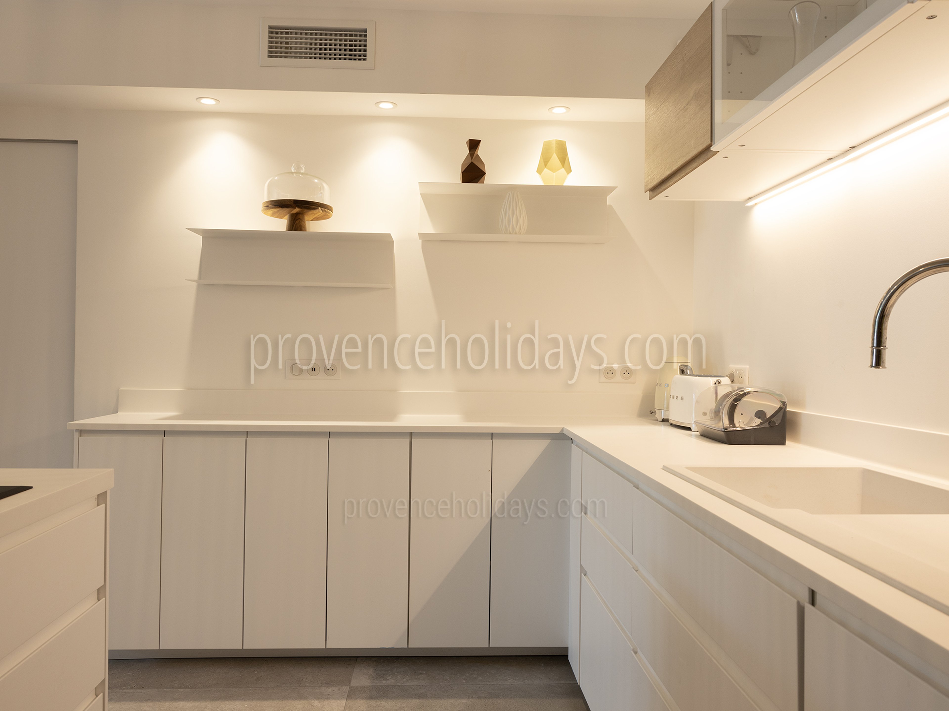 21 - Maison des Alpilles: Villa: Interior