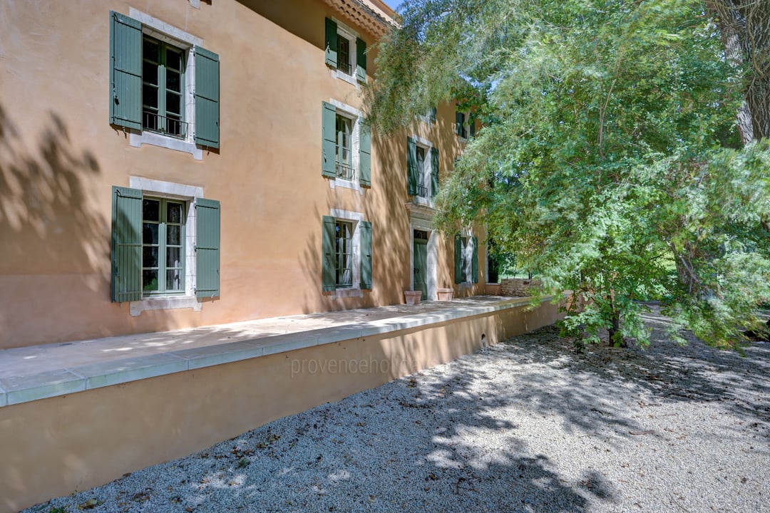 106 - Le Mas de Prestige: Villa: Exterior