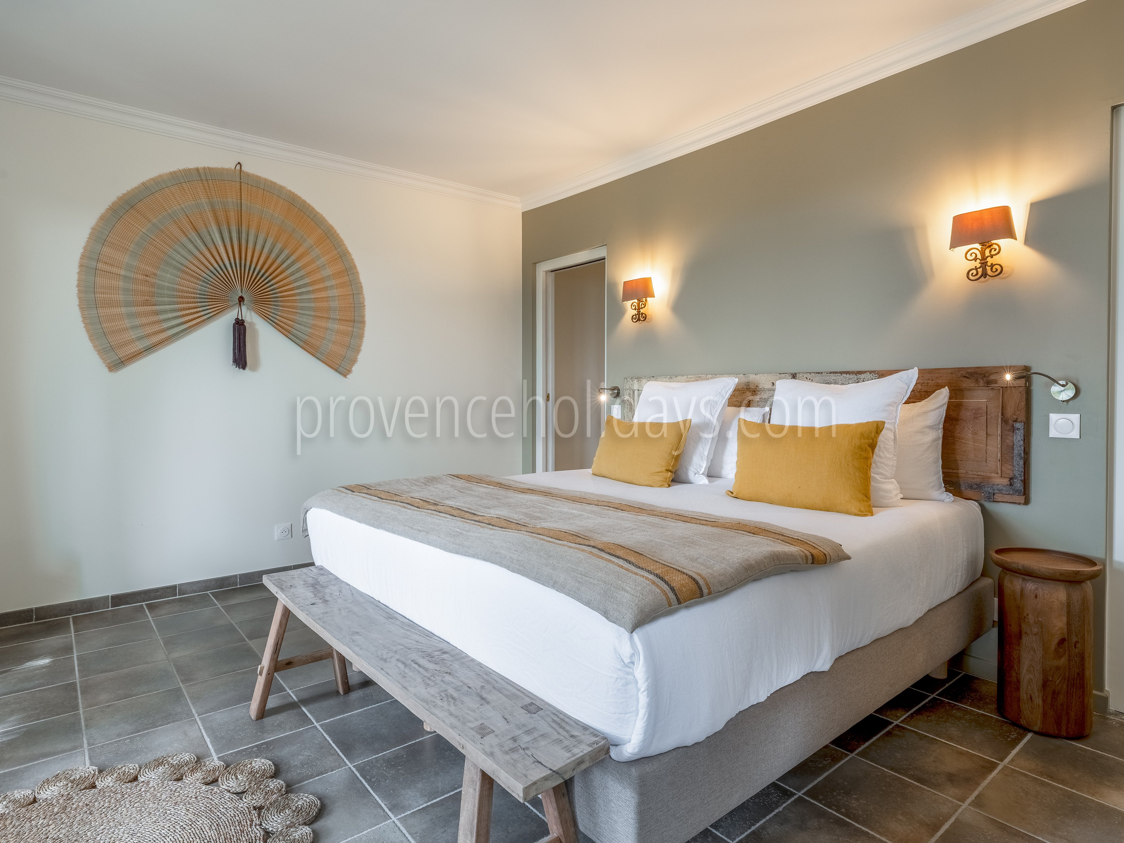 84 - Mas Léa: Villa: Bedroom