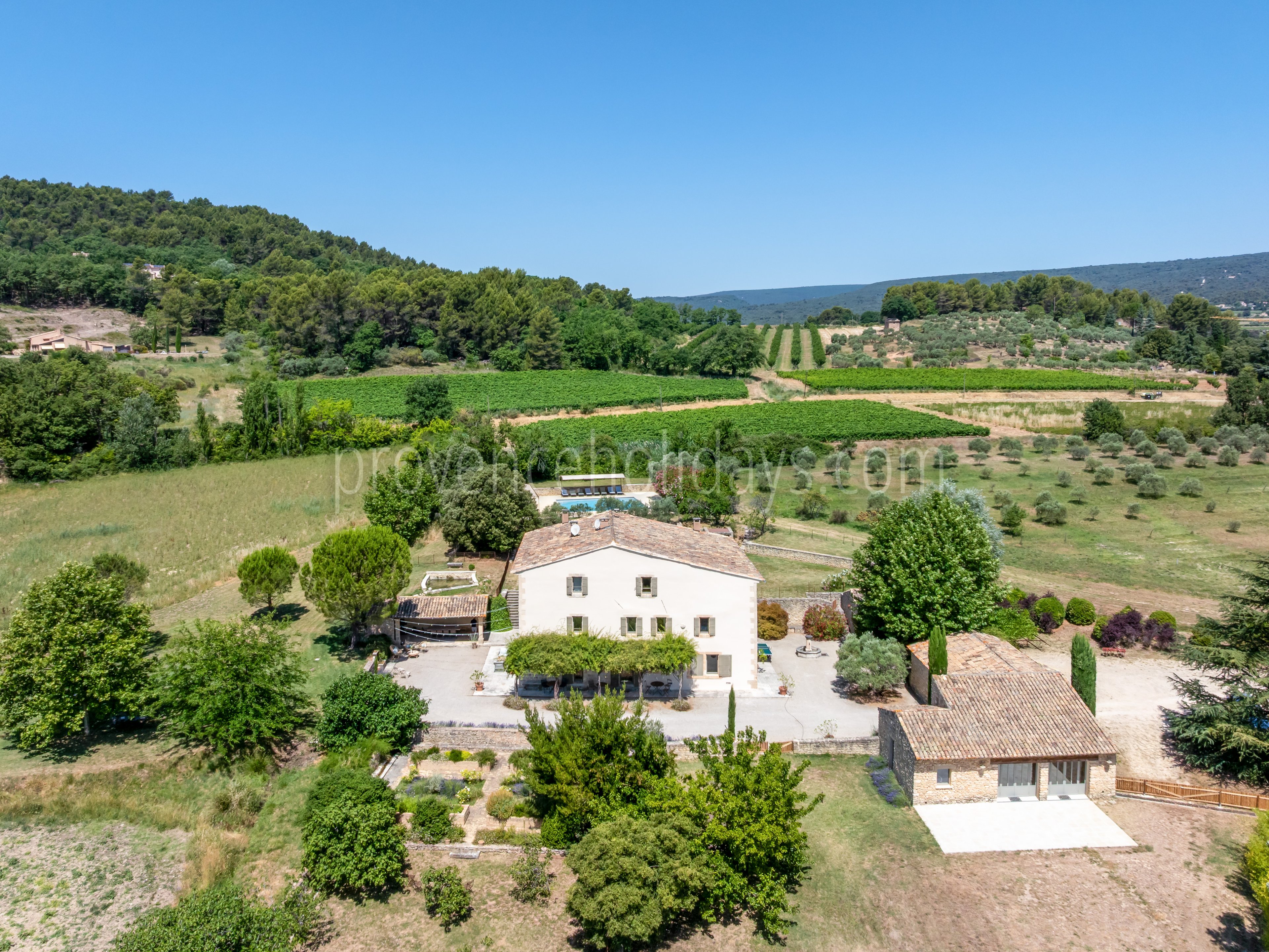 87 - La Bastide des Sources: Villa: Exterior