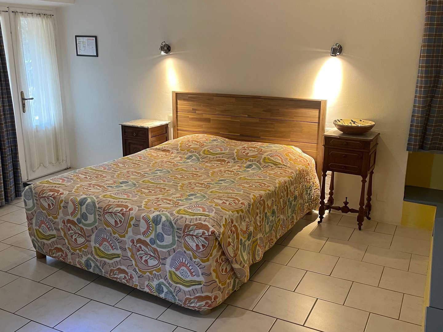 3 - La Grange de la Roque: Villa: Bedroom