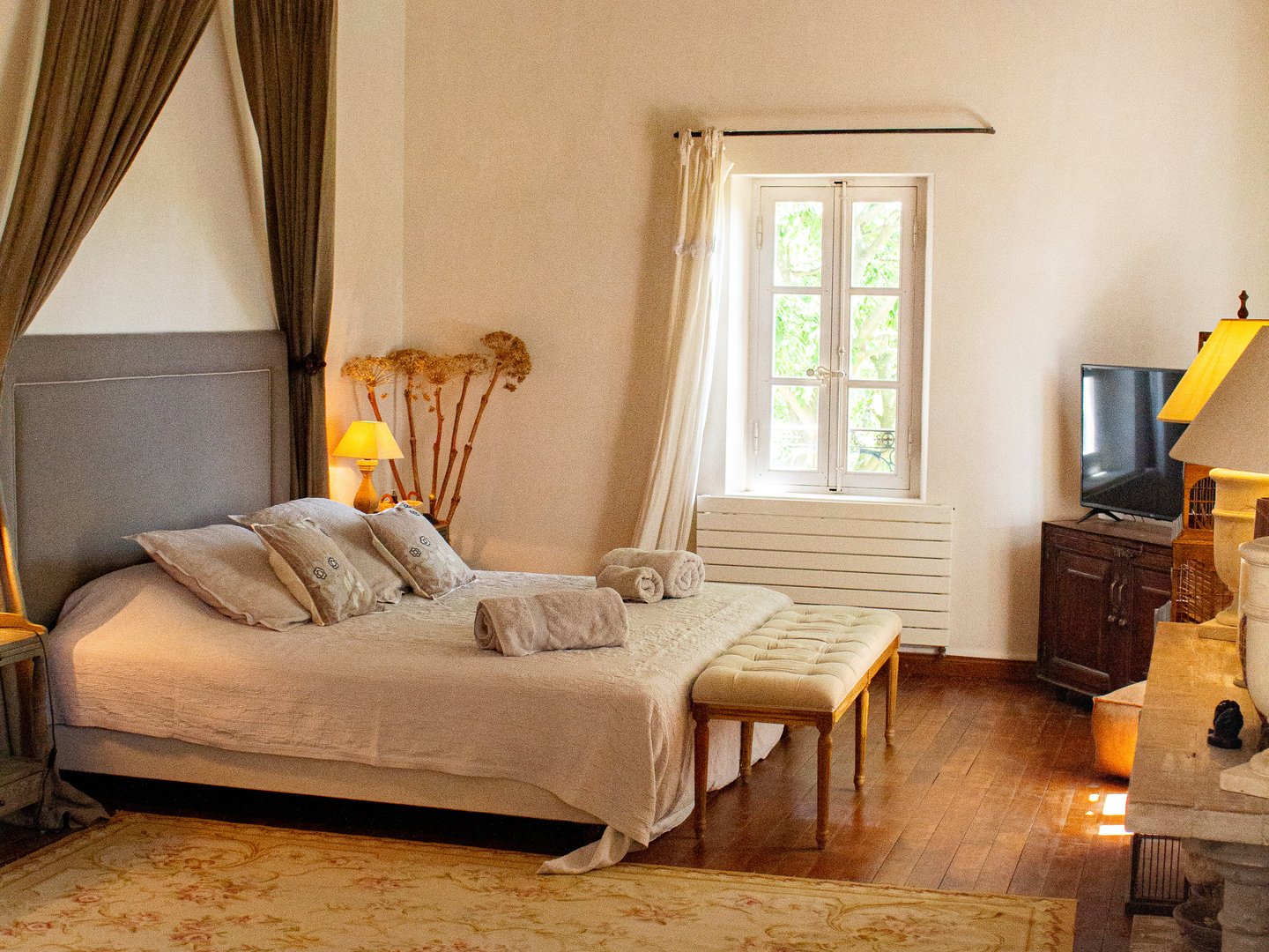 12 - Mas Coquelicot: Villa: Bedroom