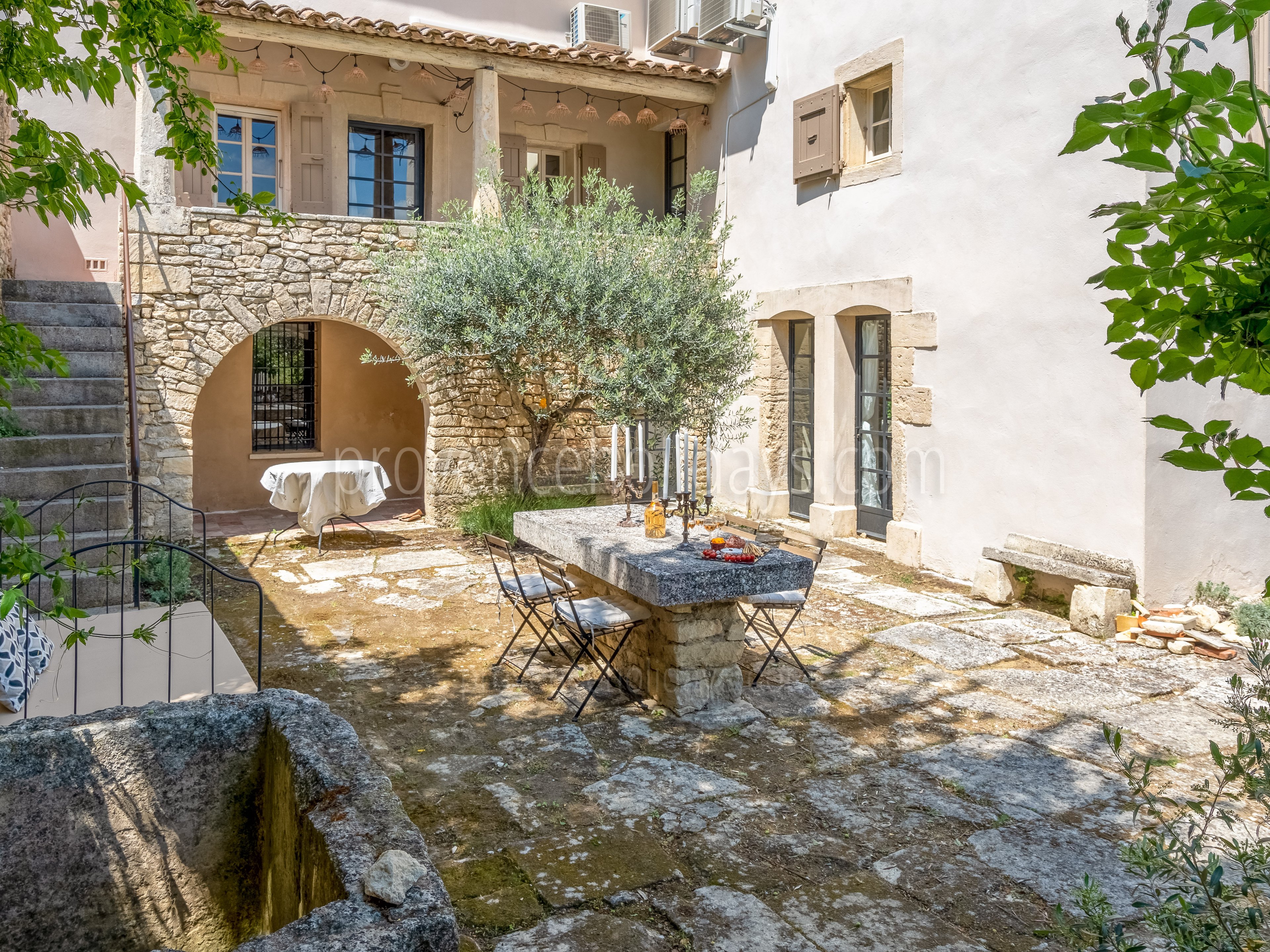 7 - Bastide des Magnans: Villa: Exterior