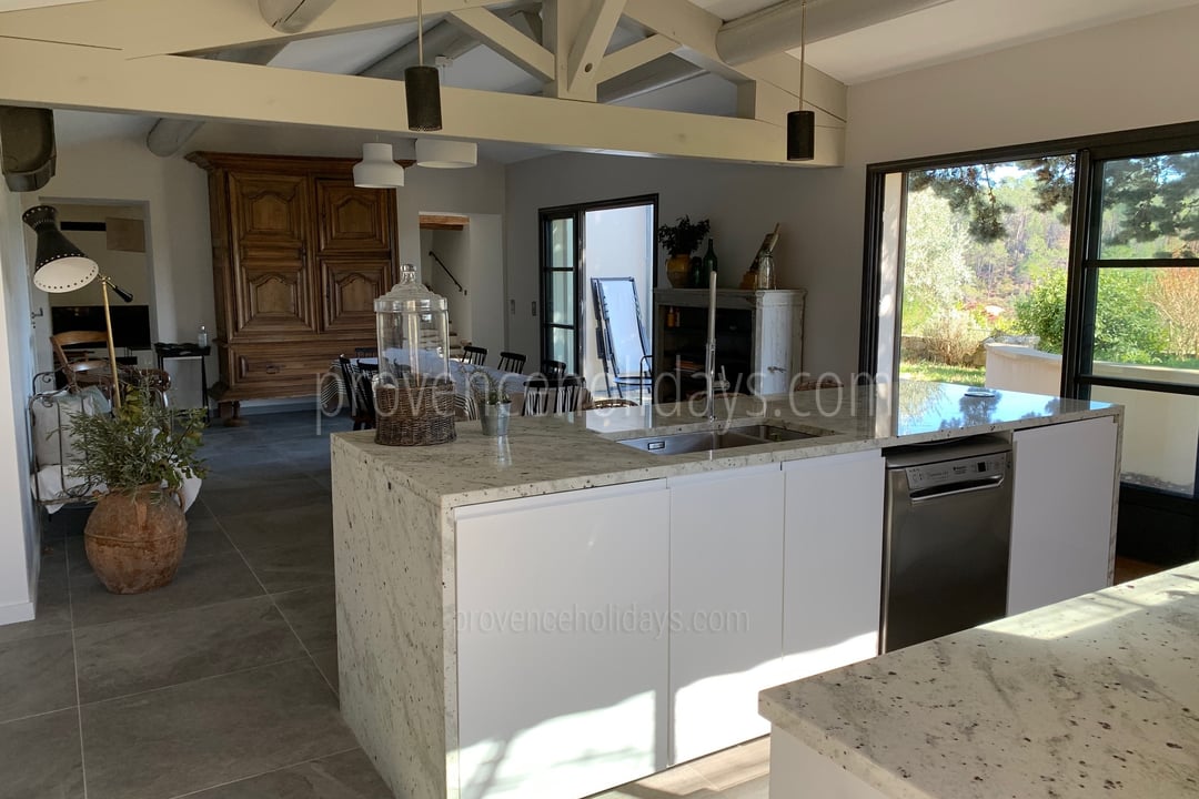15 - Mas des Ocres: Villa: Interior