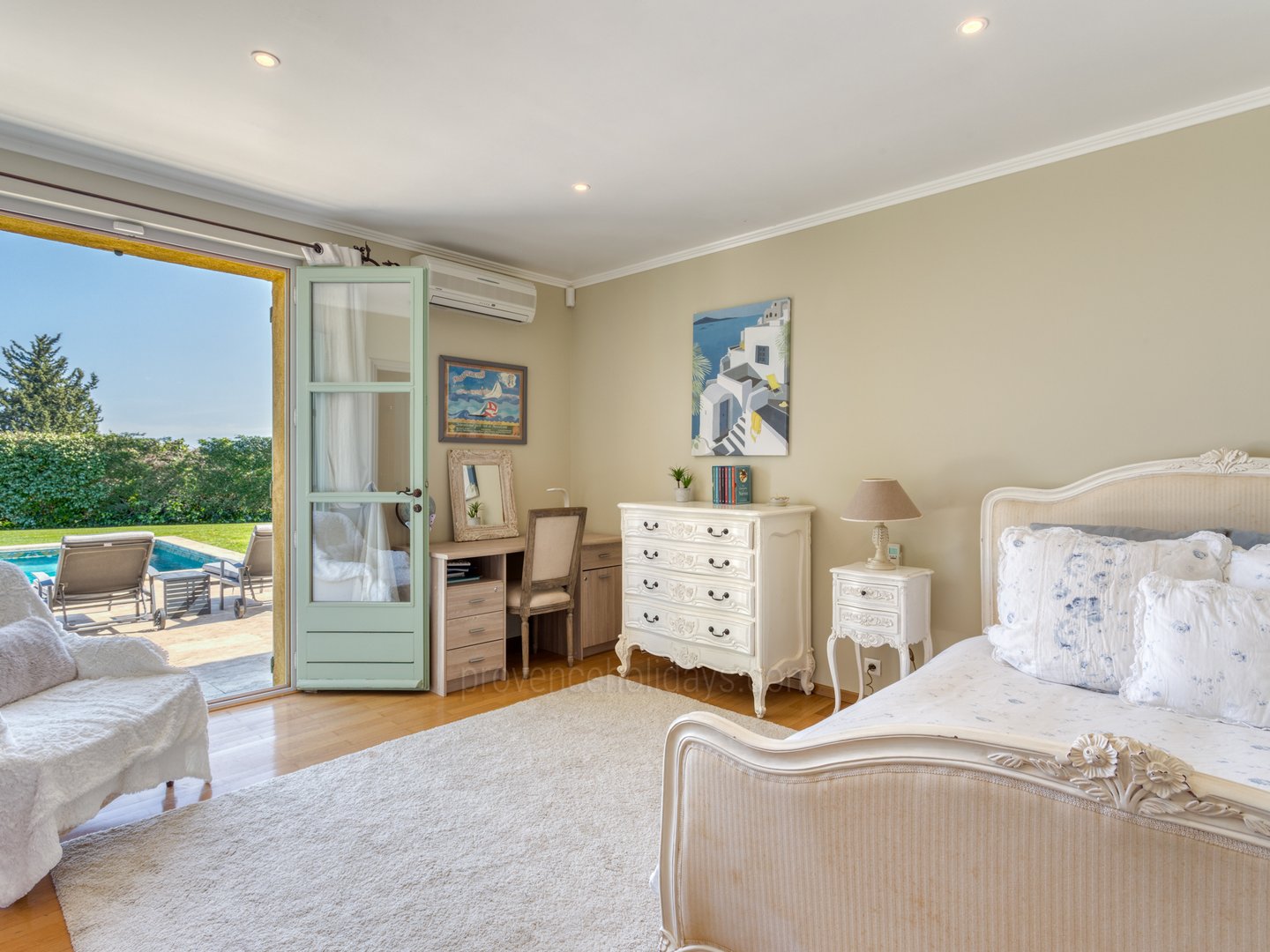 9 - Bastide Eternelle: Villa: Bedroom