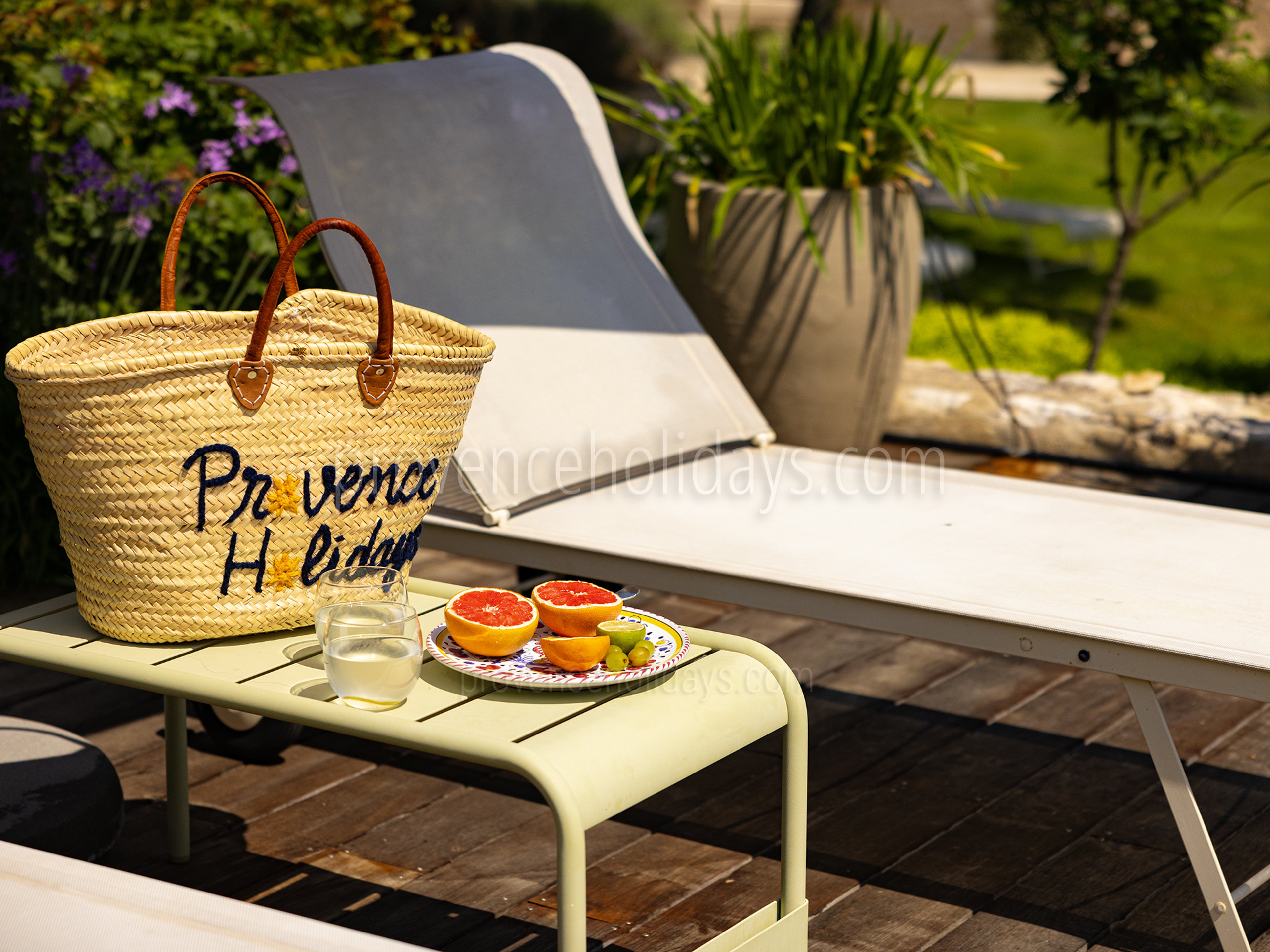 6 - Mas Harmonie: Villa: Exterior