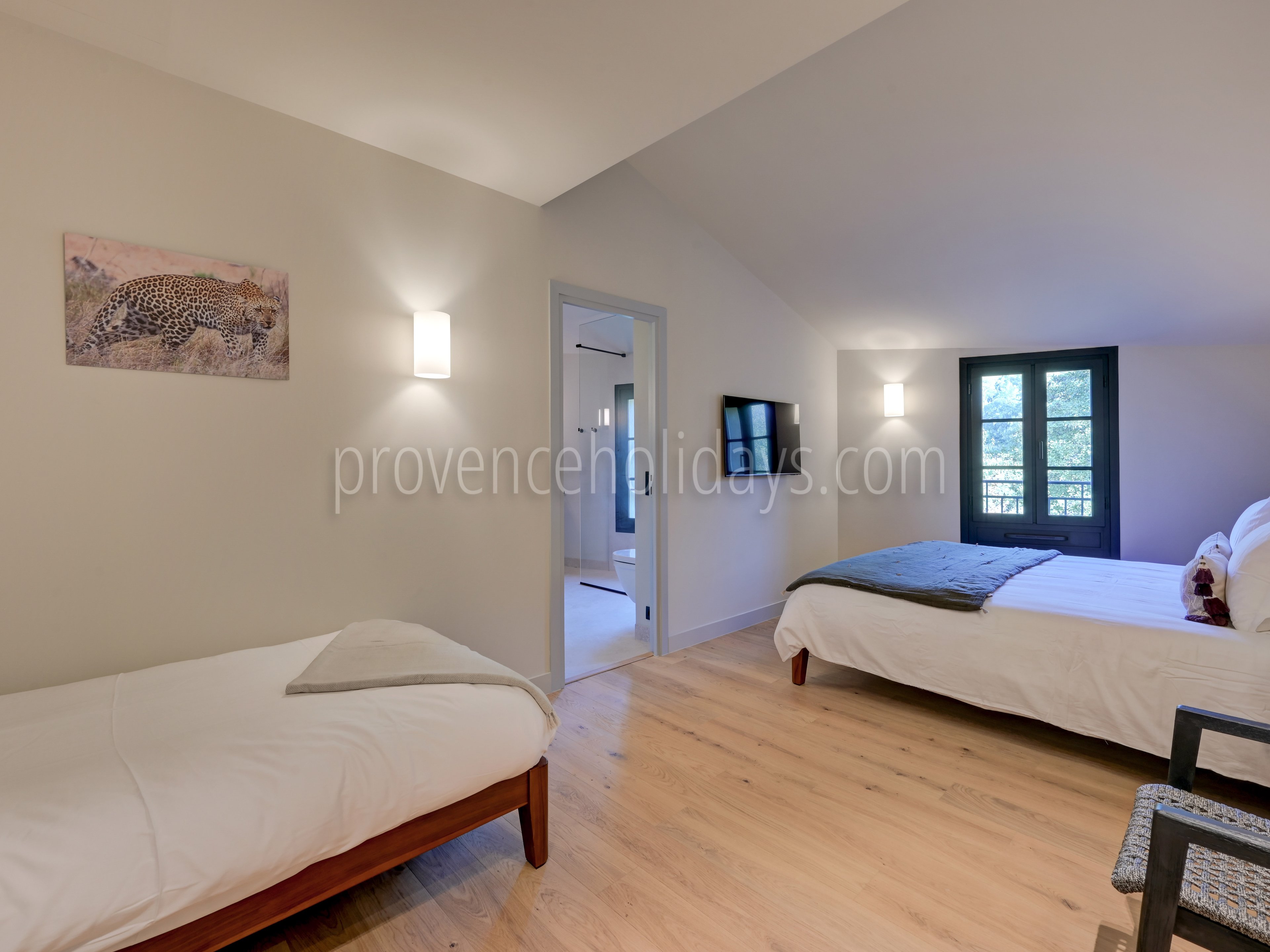 48 - Le Moulin: Villa: Bedroom