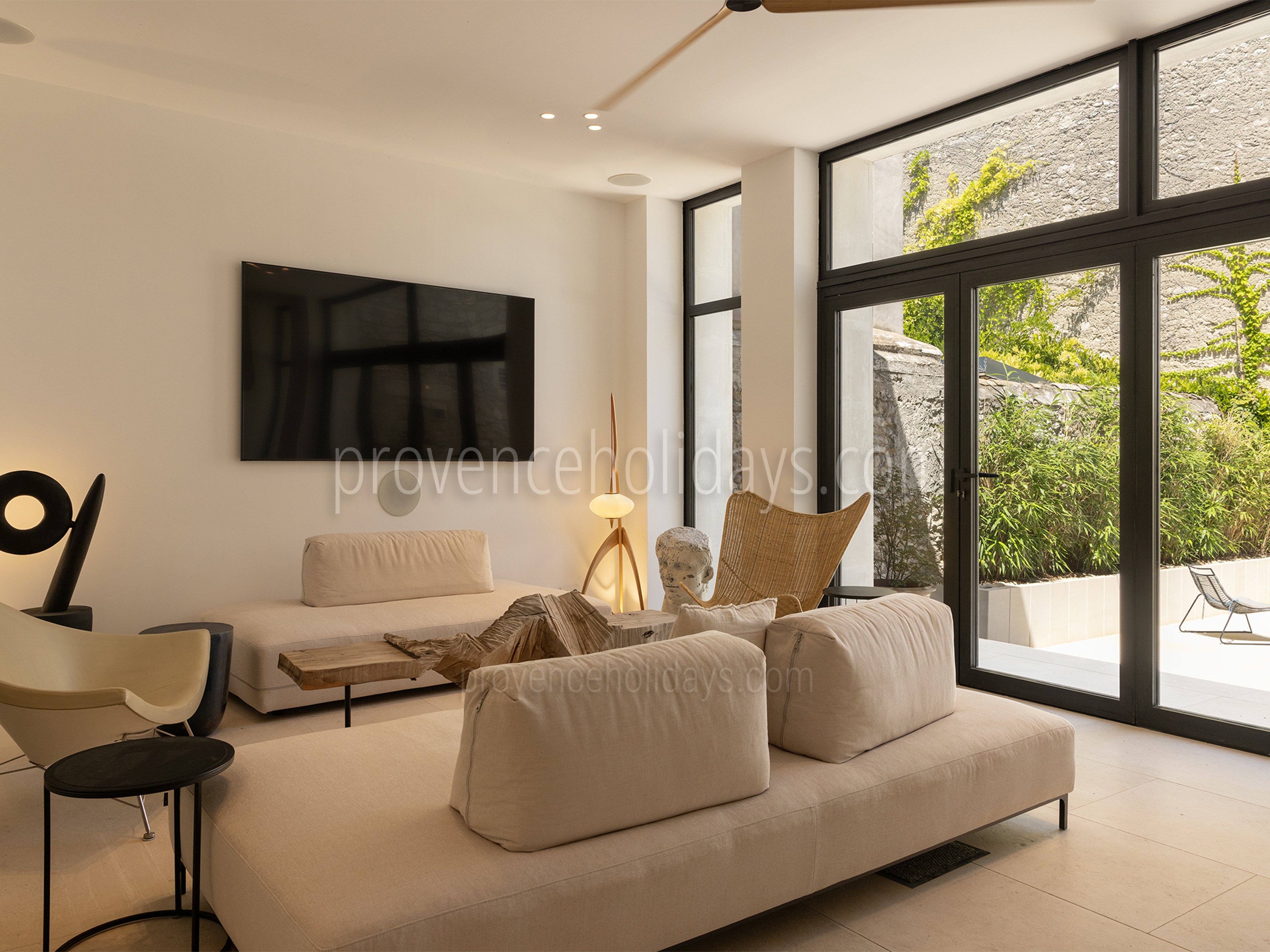 10 - Maison La Source: Villa: Interior